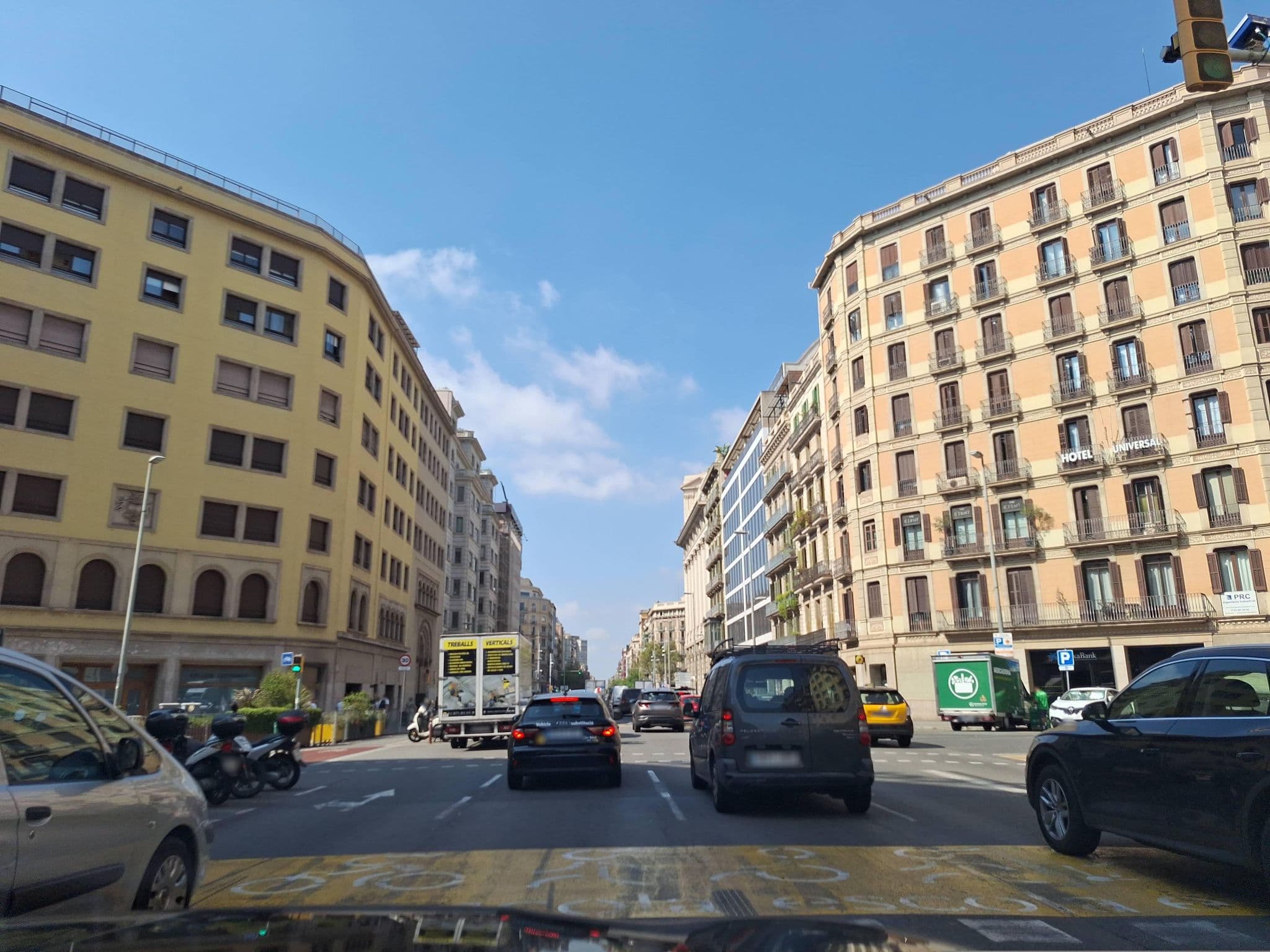 Street view near The8 Bed&Breakfast, Dreta de l'Eixample — © Albergarri788 (CC BY-SA · Mapillary)