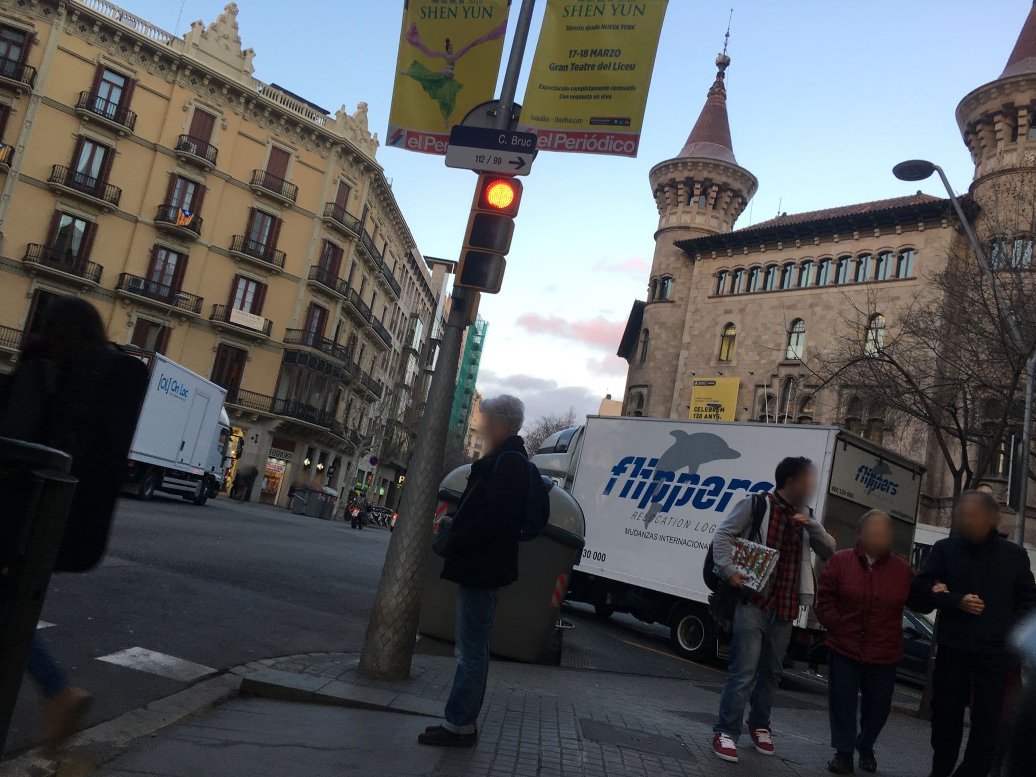 Street view near Valencia Apartments, Dreta de l'Eixample — © ccossio (CC BY-SA · Mapillary)