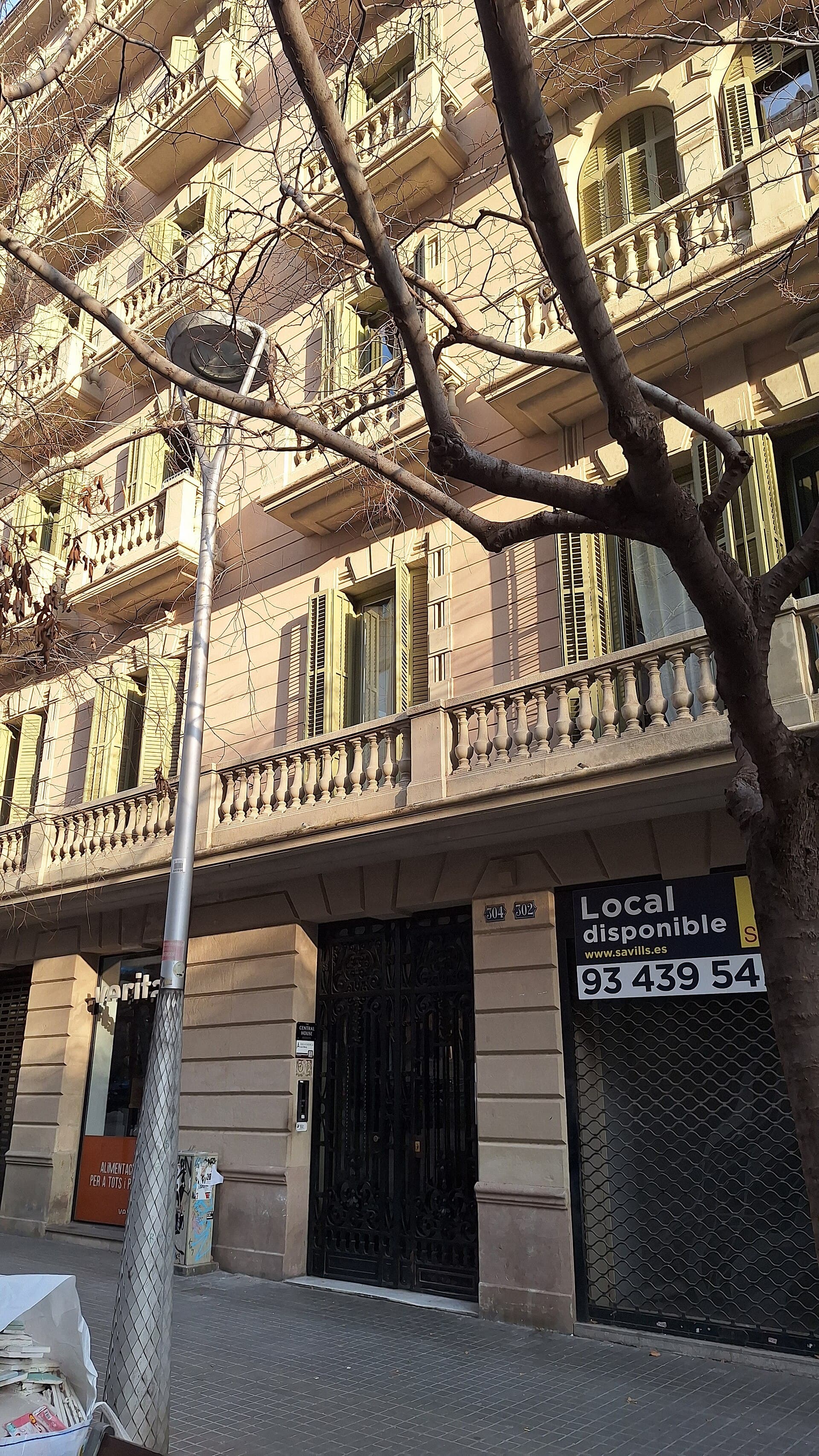 Rodamon Barcelona Centre (via Wikimedia Commons, CC BY-SA 3.0)