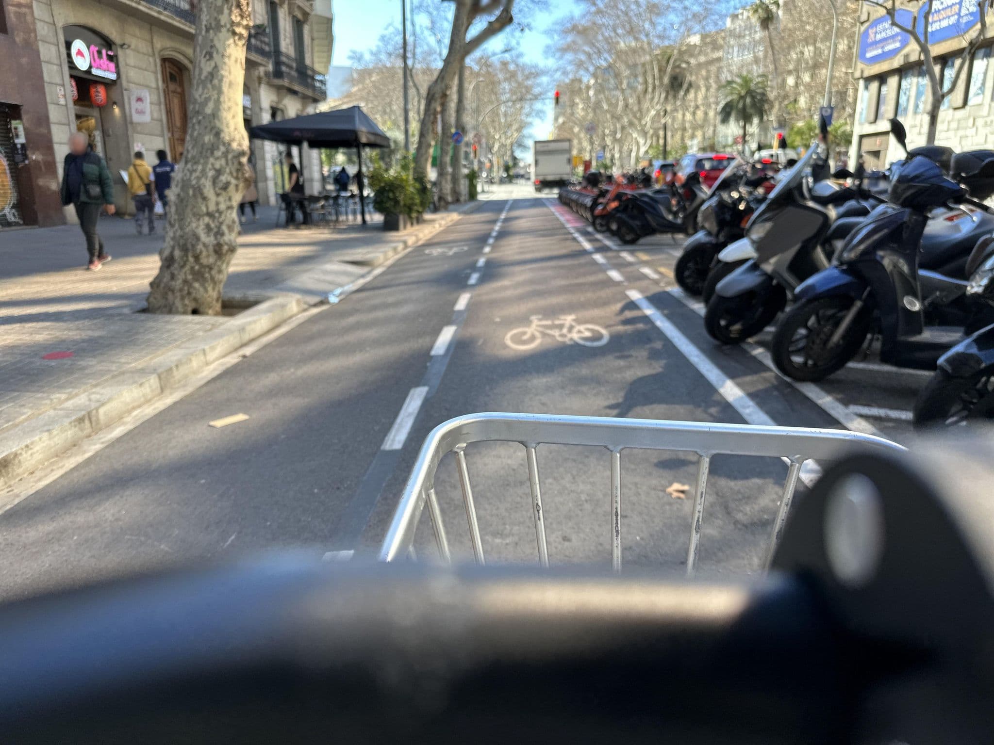 Street view near Hotel Urquinaona, Barri Gòtic — © RSTQ (CC BY-SA · Mapillary)
