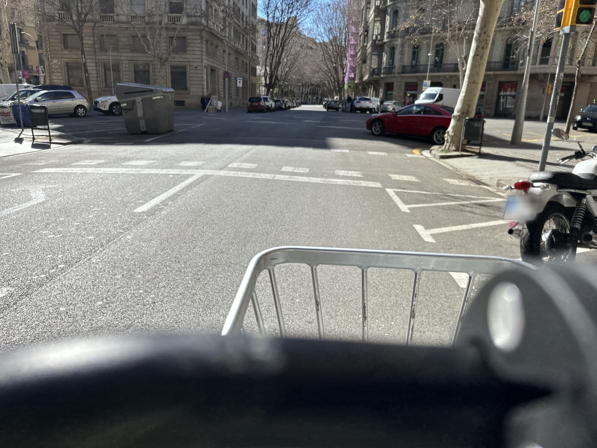 Street view near NH Podium Rooftop Pool & Bar (c), Fort Pienc — © RSTQ (CC BY-SA · Mapillary)
