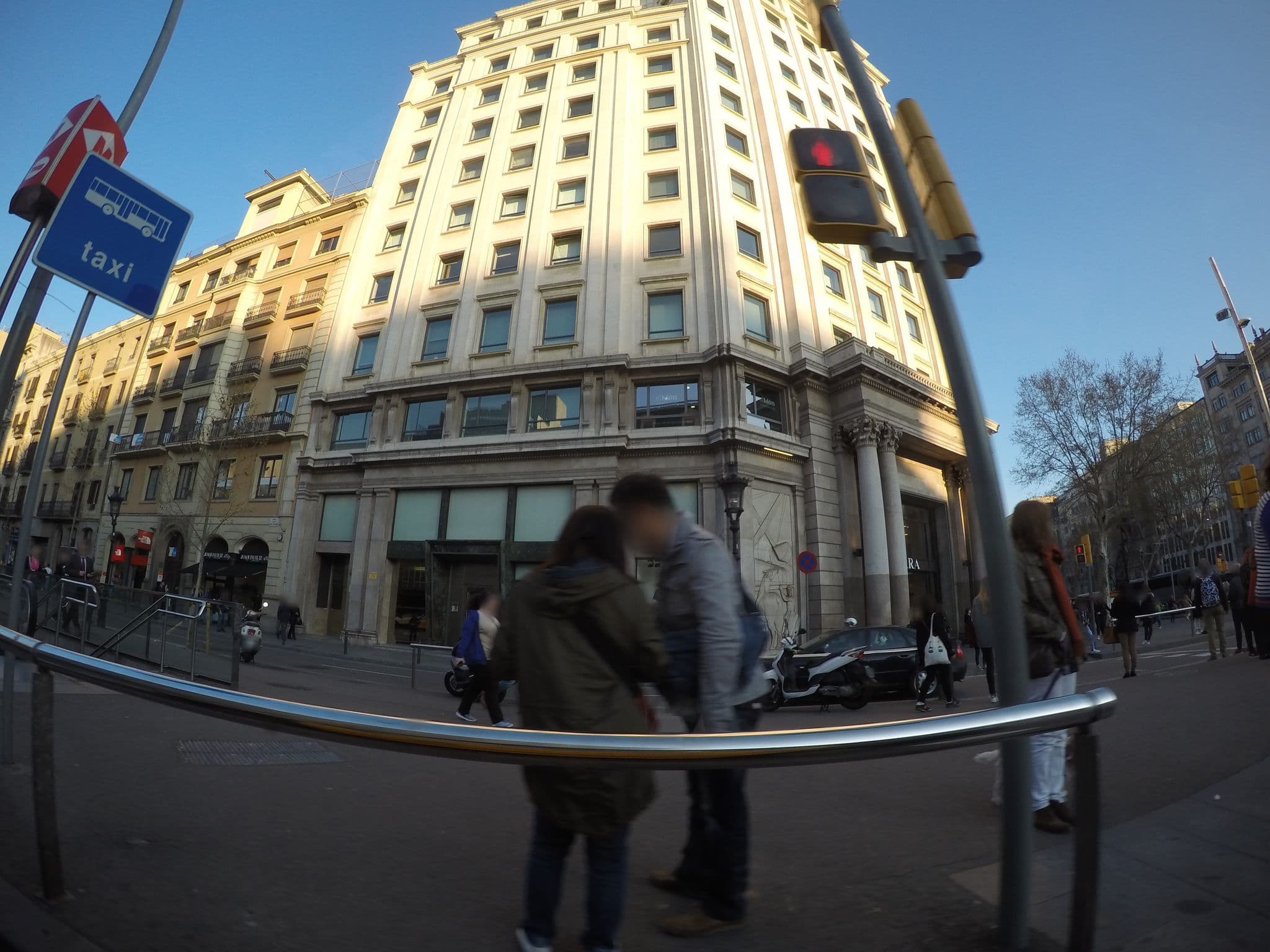 Street view near Hotel Almanac Rooftop Pool, Eixample — © ccossio (CC BY-SA · Mapillary)