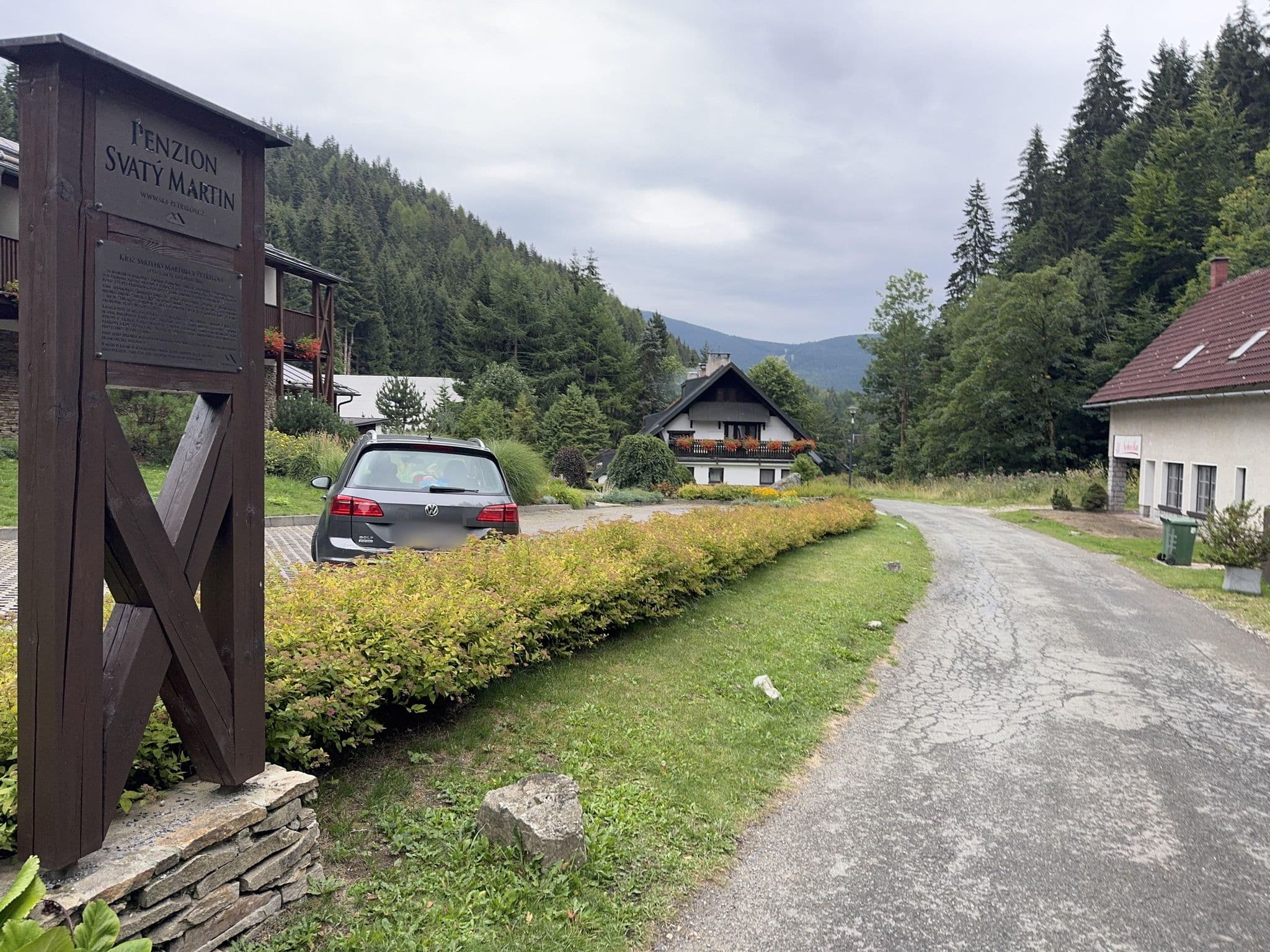 Street view near Penzion Svatý Martin, Lipová-lázně — © ondrejlopatka (CC BY-SA · Mapillary)