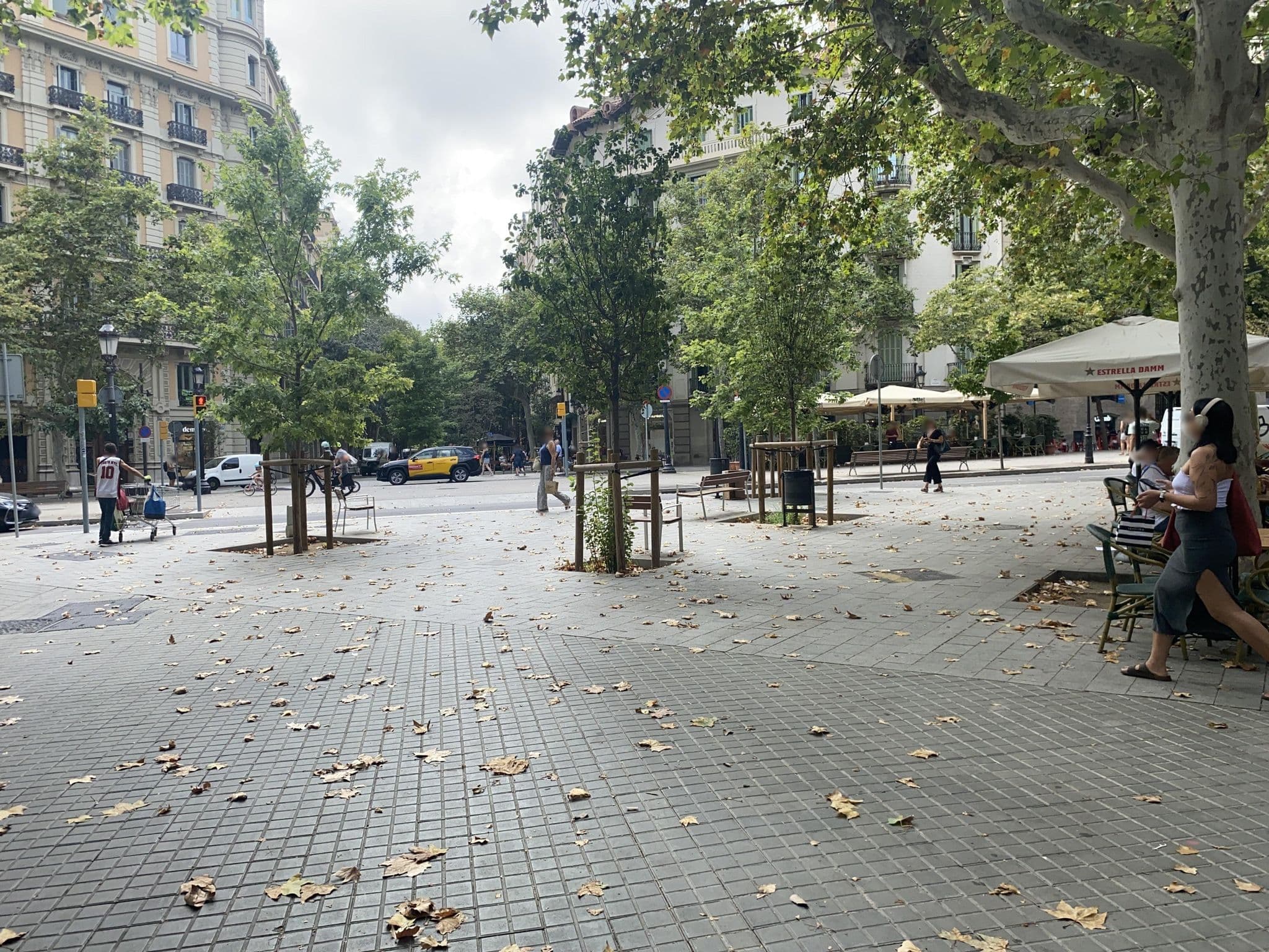 Street view near Apartime, Eixample — © cyclestreets (CC BY-SA · Mapillary)