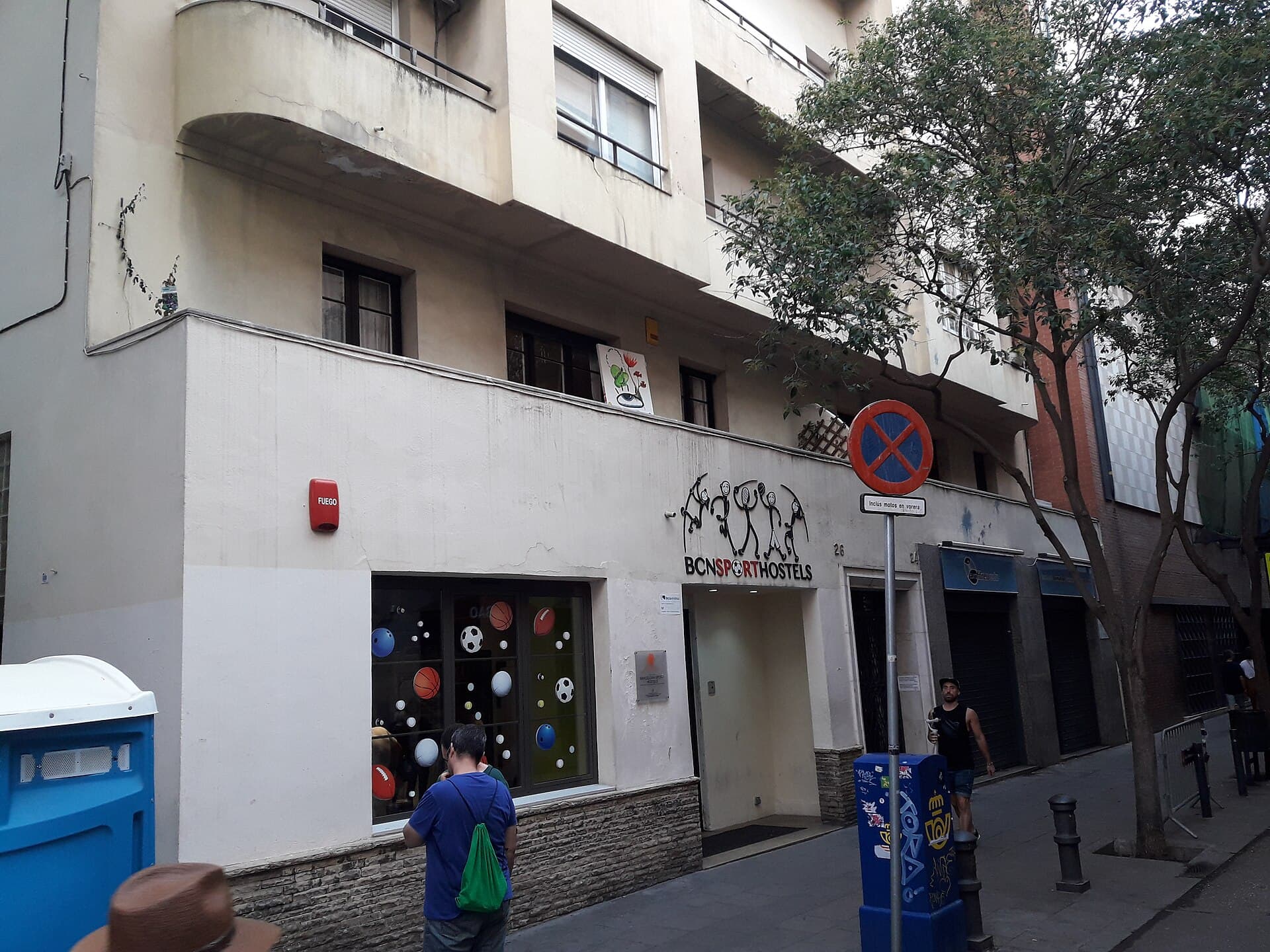 BCNSportHostels (via Wikimedia Commons, CC BY-SA 3.0)