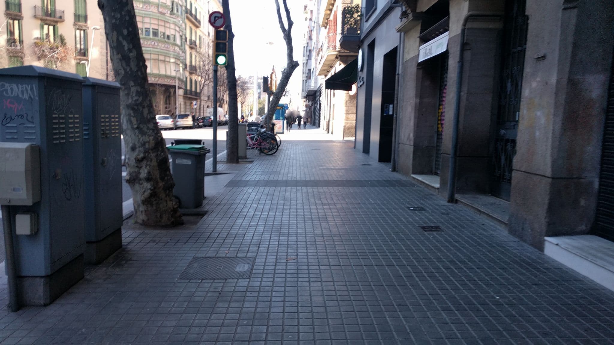Street view near kamer 1 @barca, Dreta de l'Eixample — © pere (CC BY-SA · Mapillary)