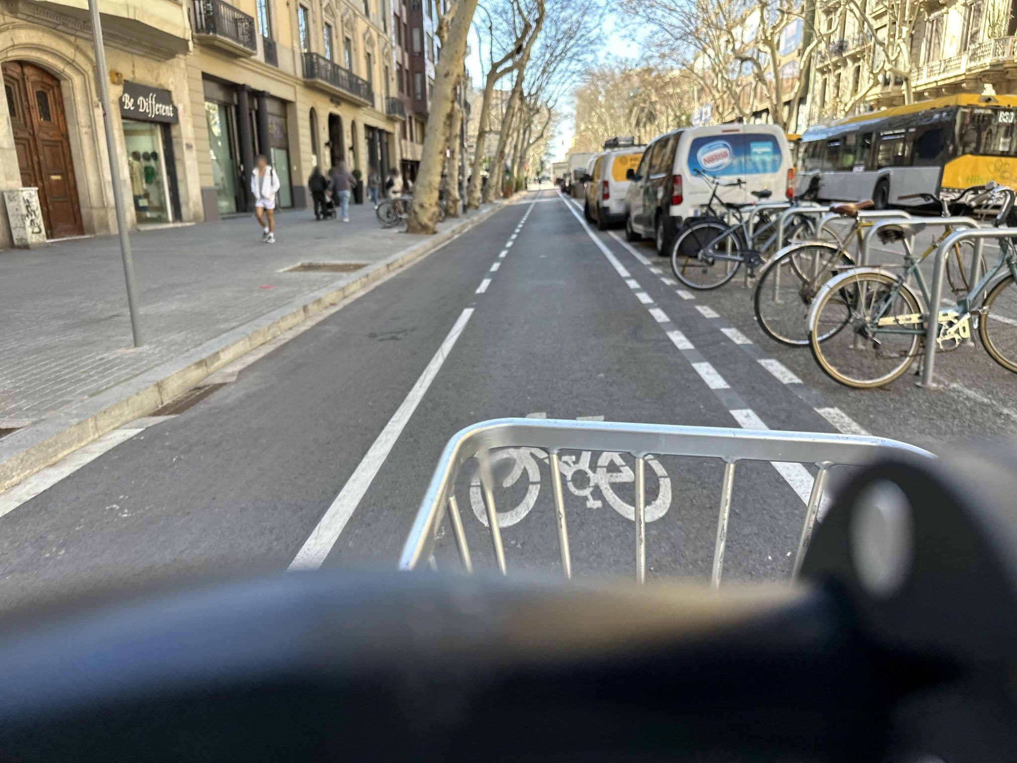 Street view near BedandArt Hotel, Fort Pienc — © RSTQ (CC BY-SA · Mapillary)