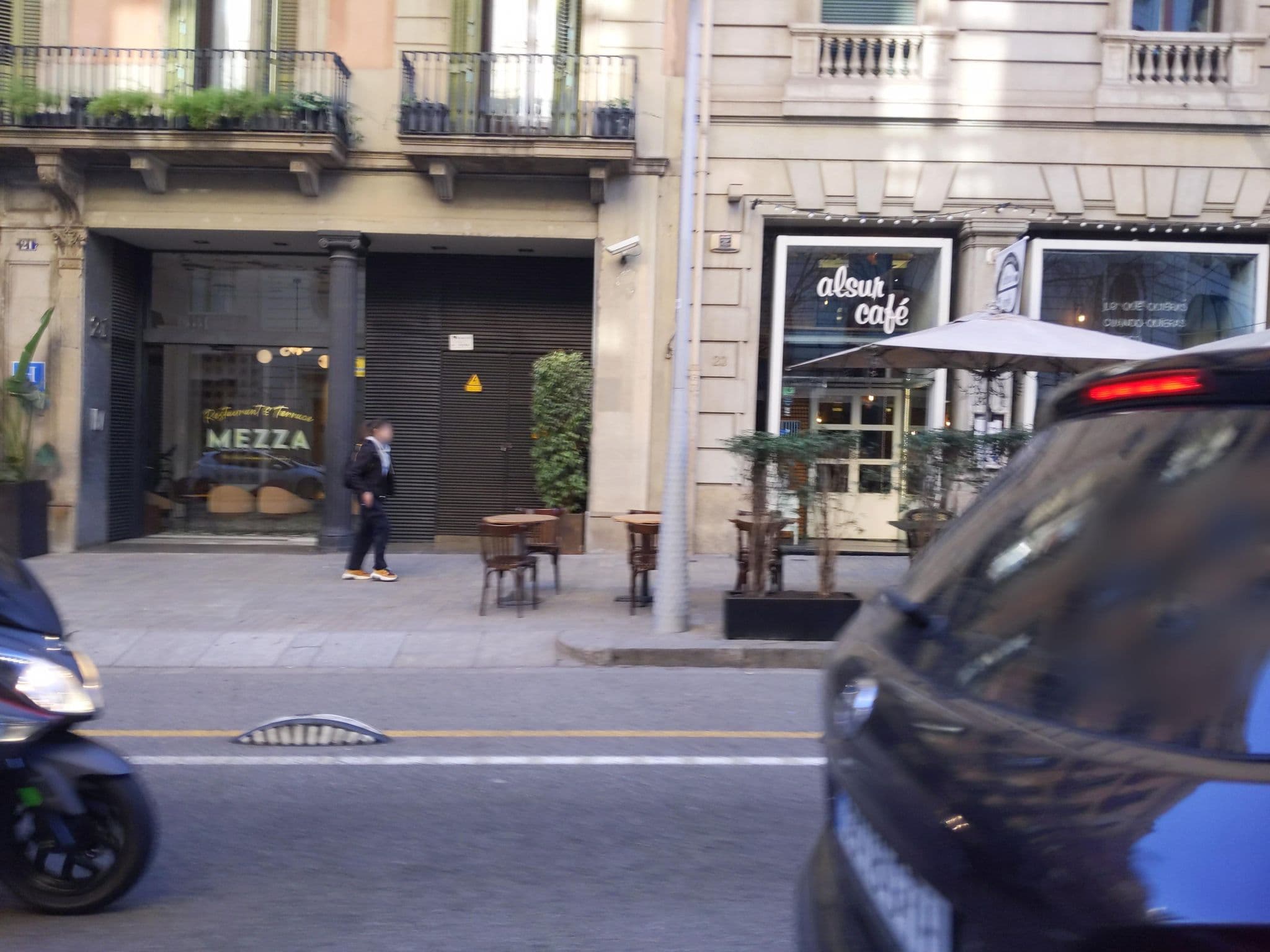 Street view near Barcino 147, Dreta de l'Eixample — © morrocoyvolador (CC BY-SA · Mapillary)