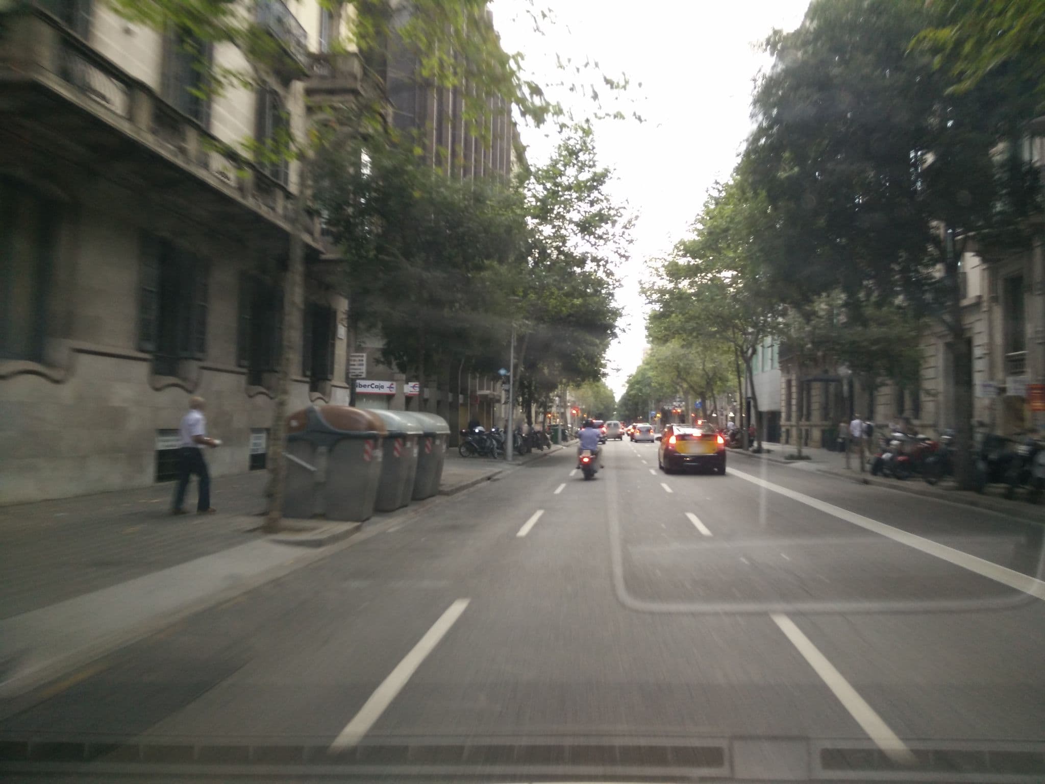 Street view near Alcam Barcelona, Dreta de l'Eixample — © ccossio (CC BY-SA · Mapillary)