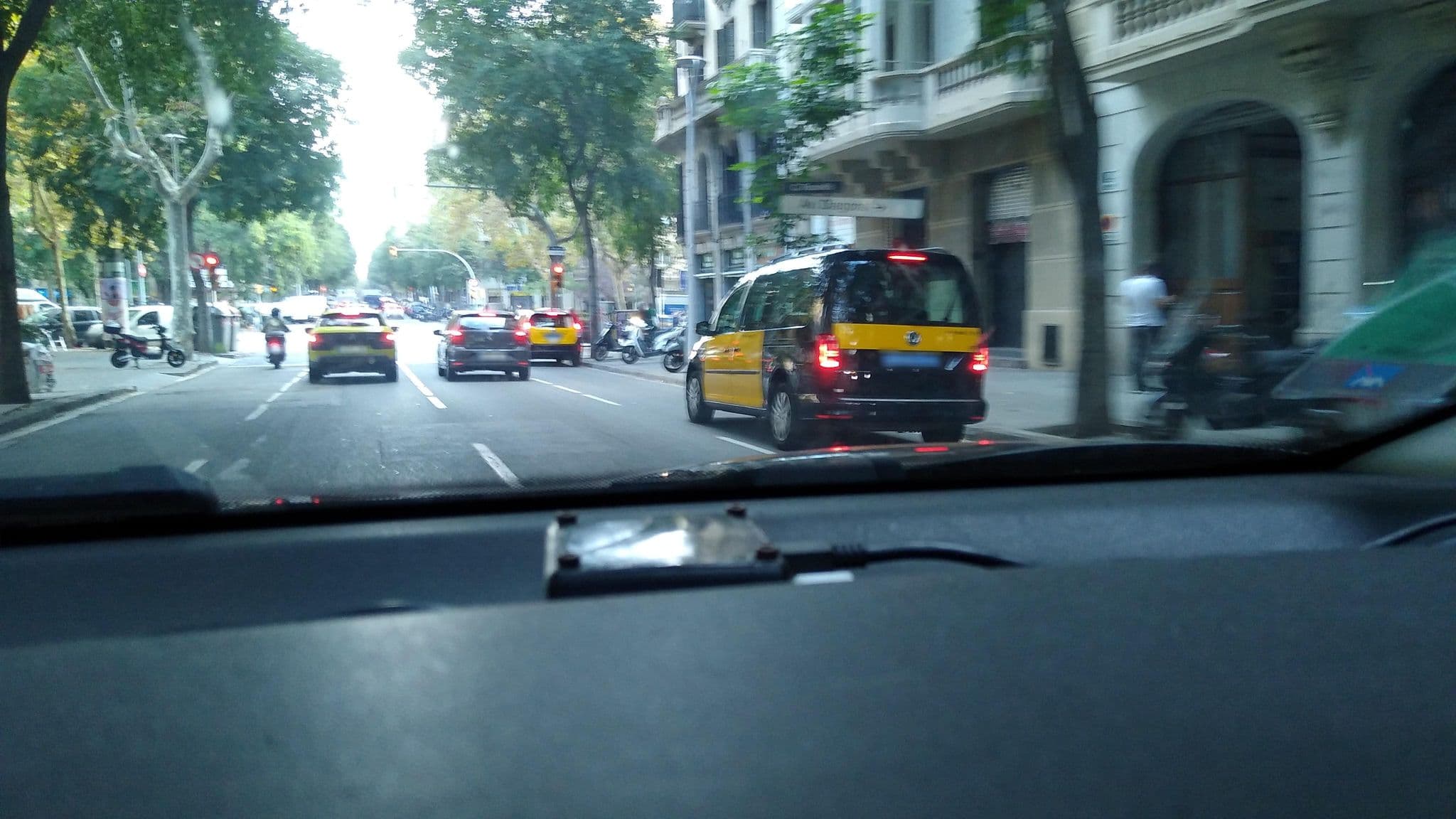 Street view near Nice Room Close To Sagrada Familia, Dreta de l'Eixample — © rhum (CC BY-SA · Mapillary)