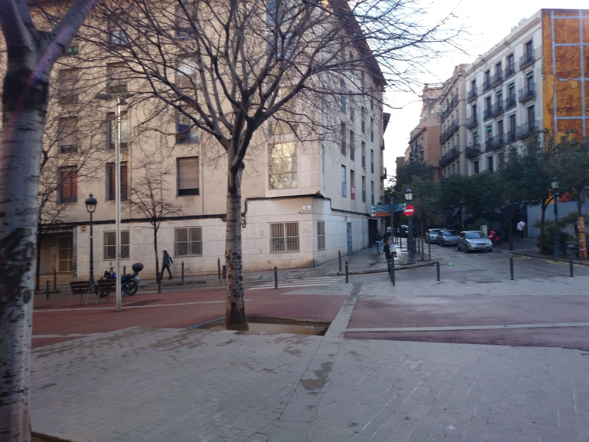Street view near Hotel REC, Fort Pienc — © peterneubauer (CC BY-SA · Mapillary)