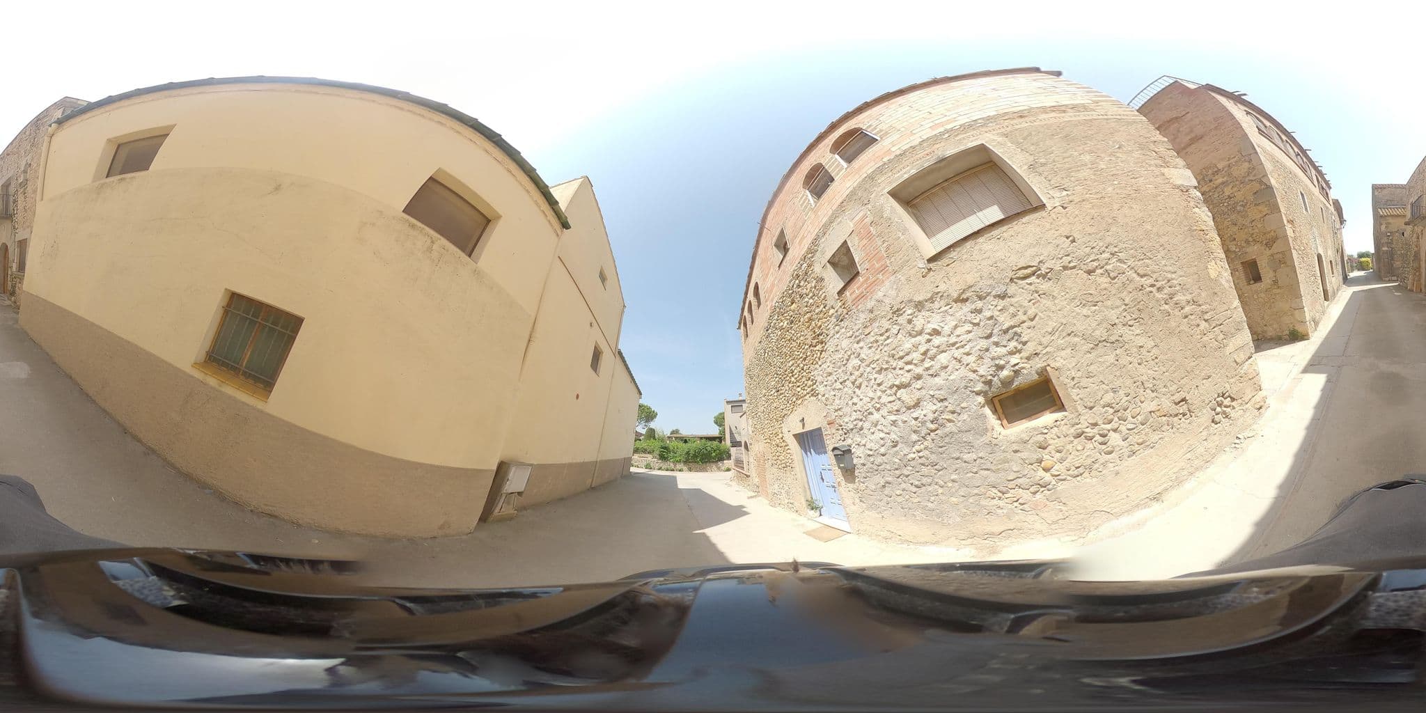 Street view near Can Marisch, l'Escala — © jlstanus (CC BY-SA · Mapillary)