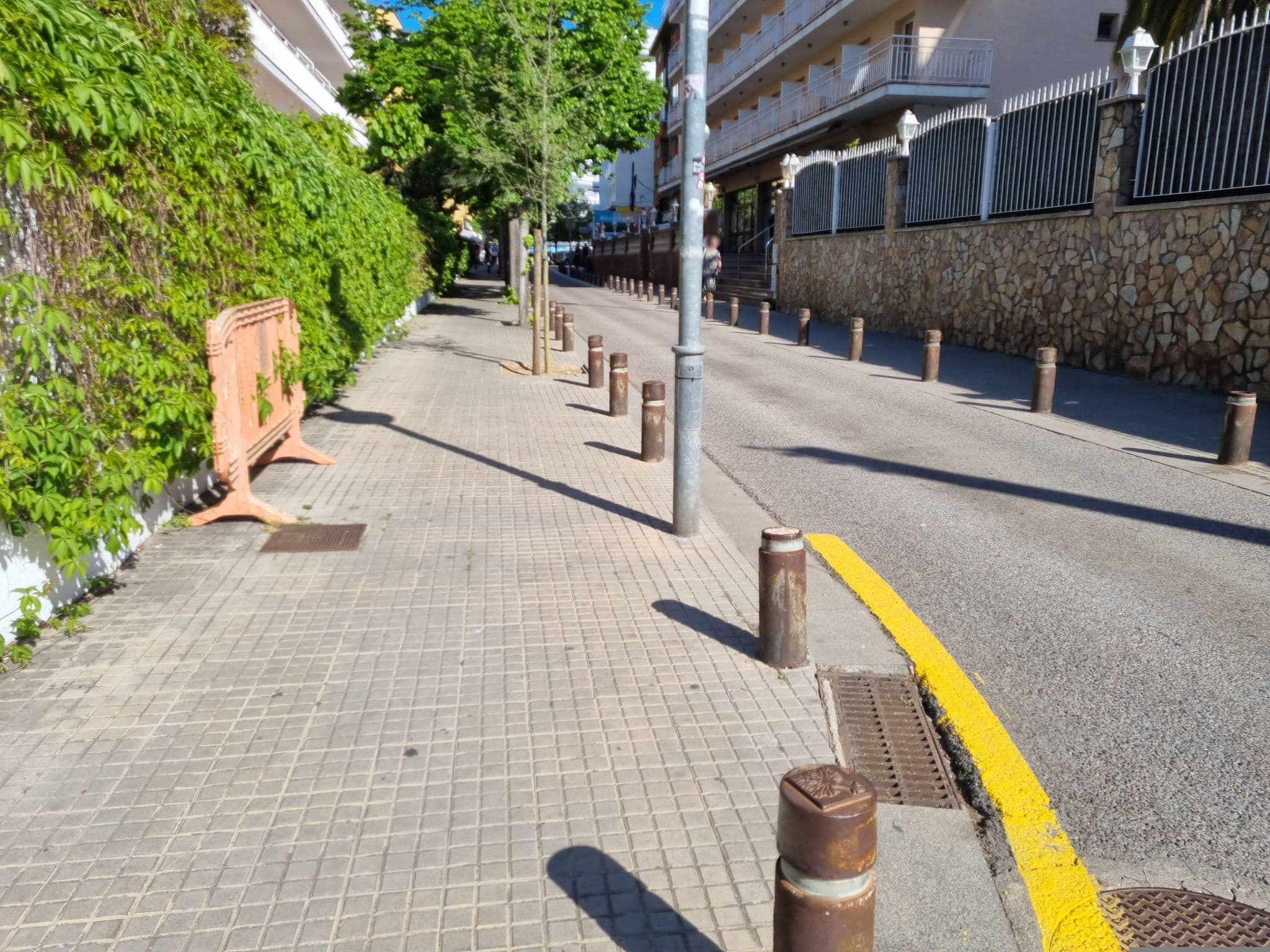 Street view near Swimming pool, Lloret de Mar — © Franciscovalera (CC BY-SA · Mapillary)