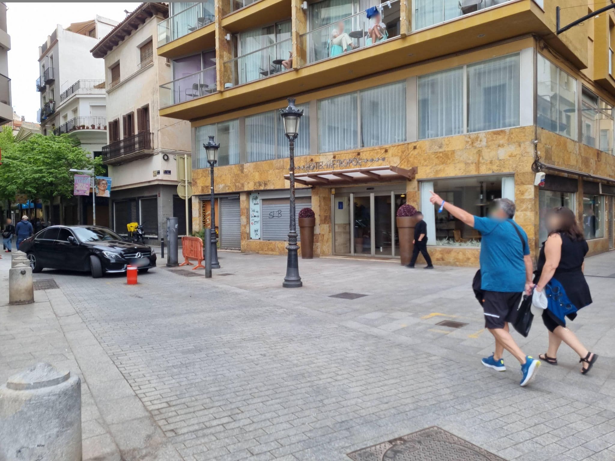 Street view near Apartaments Lloveras, Lloret de Mar — © Franciscovalera (CC BY-SA · Mapillary)