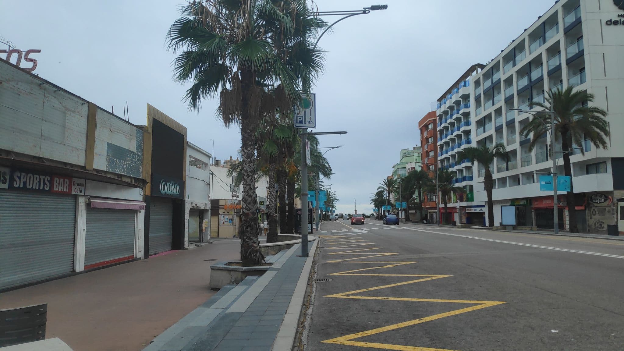 Street view near Hotel Delamar Fitness, Lloret de Mar — © albertandaluz (CC BY-SA · Mapillary)