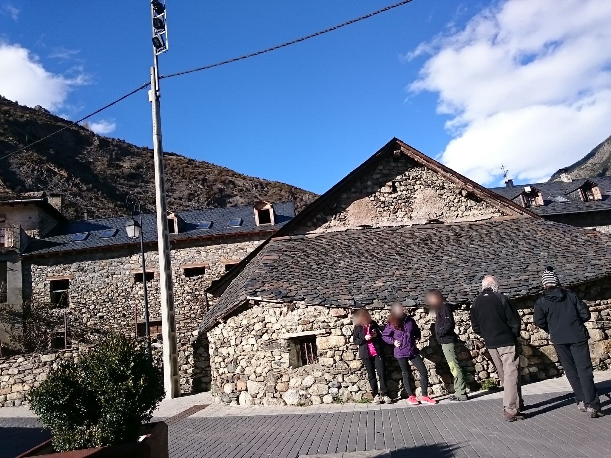 Street view near Hostal Pernalle, el Pont de Suert — © bolosig (CC BY-SA · Mapillary)