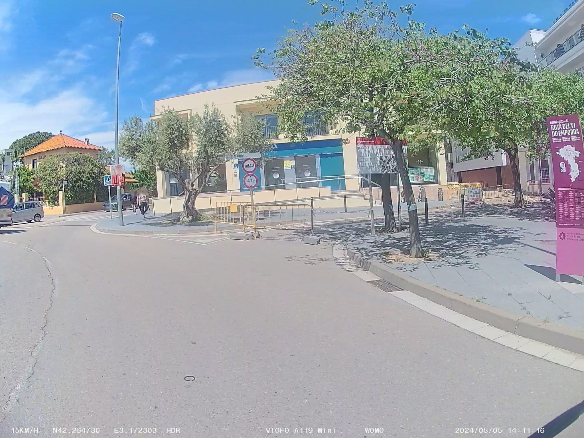 Street view near Hostal gallet, Roses — © soulcover (CC BY-SA · Mapillary)