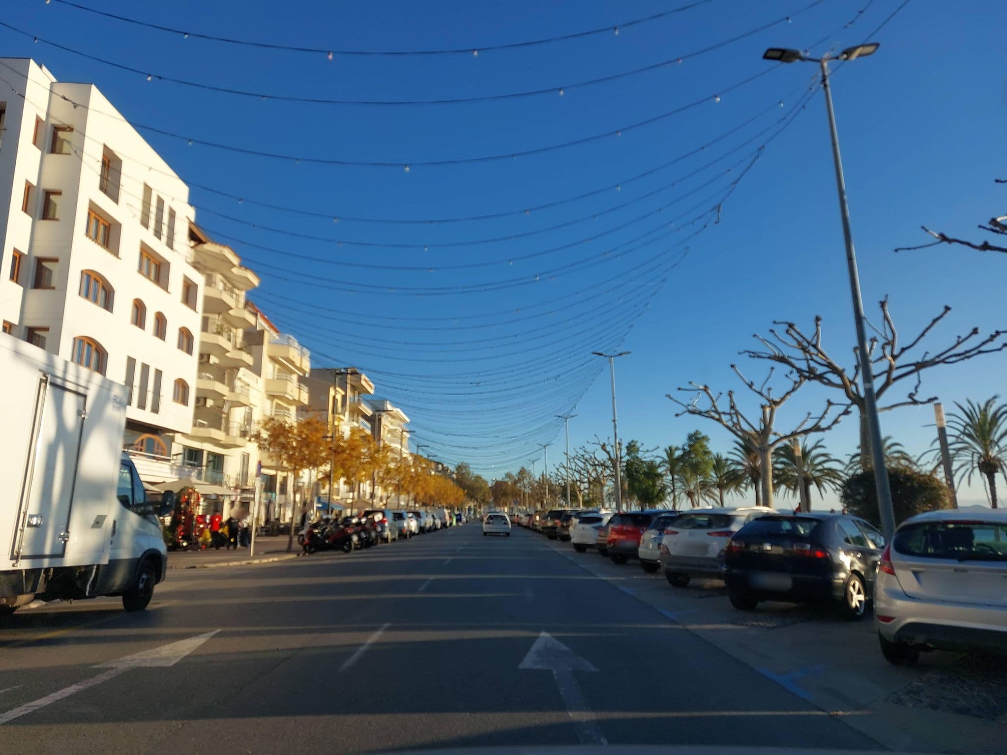 Street view near Agi Rosas Centro, Roses — © 5rmft (CC BY-SA · Mapillary)