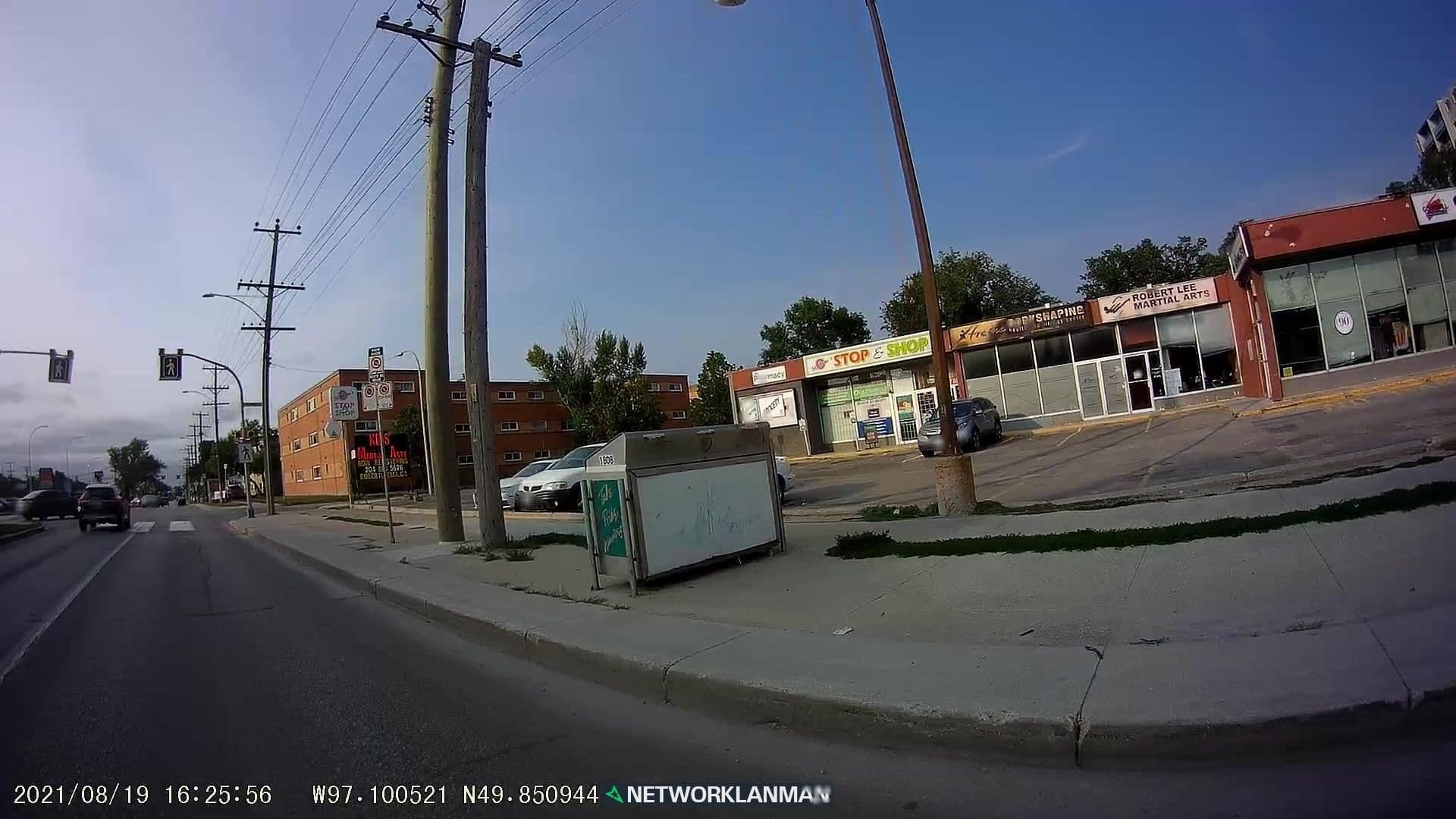 Street view near Aikens Lake Wilderness Lodge, Winnipeg — © networklanman (CC BY-SA · Mapillary)