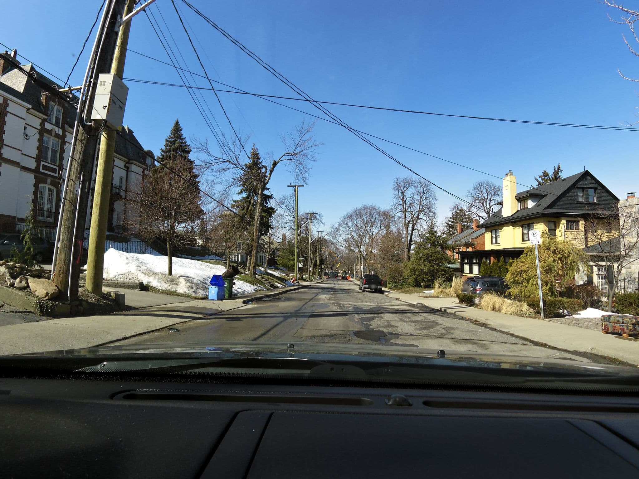 Street view near Downtown Hamilton Guesthouse, Hamilton — © kevo (CC BY-SA · Mapillary)