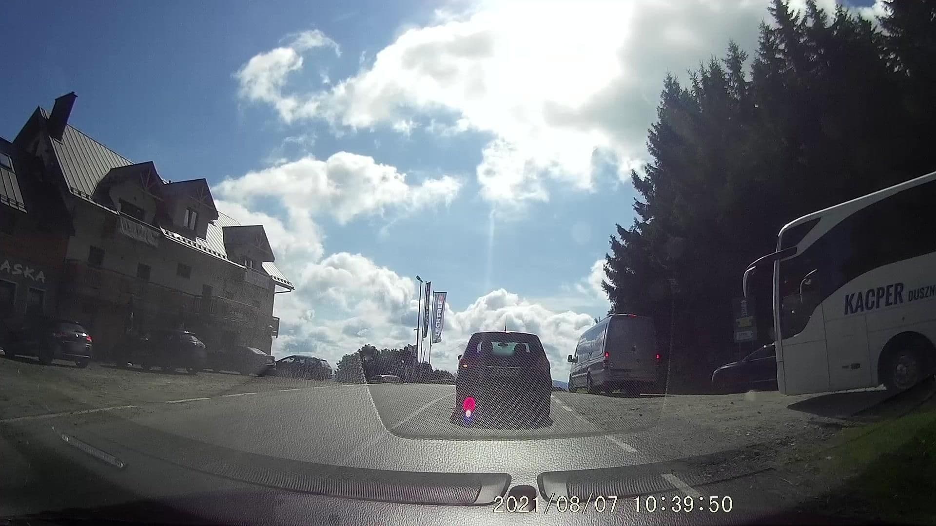Street view near Przystanek Alaska, Skuhrov nad Bělou — © dasza (CC BY-SA · Mapillary)