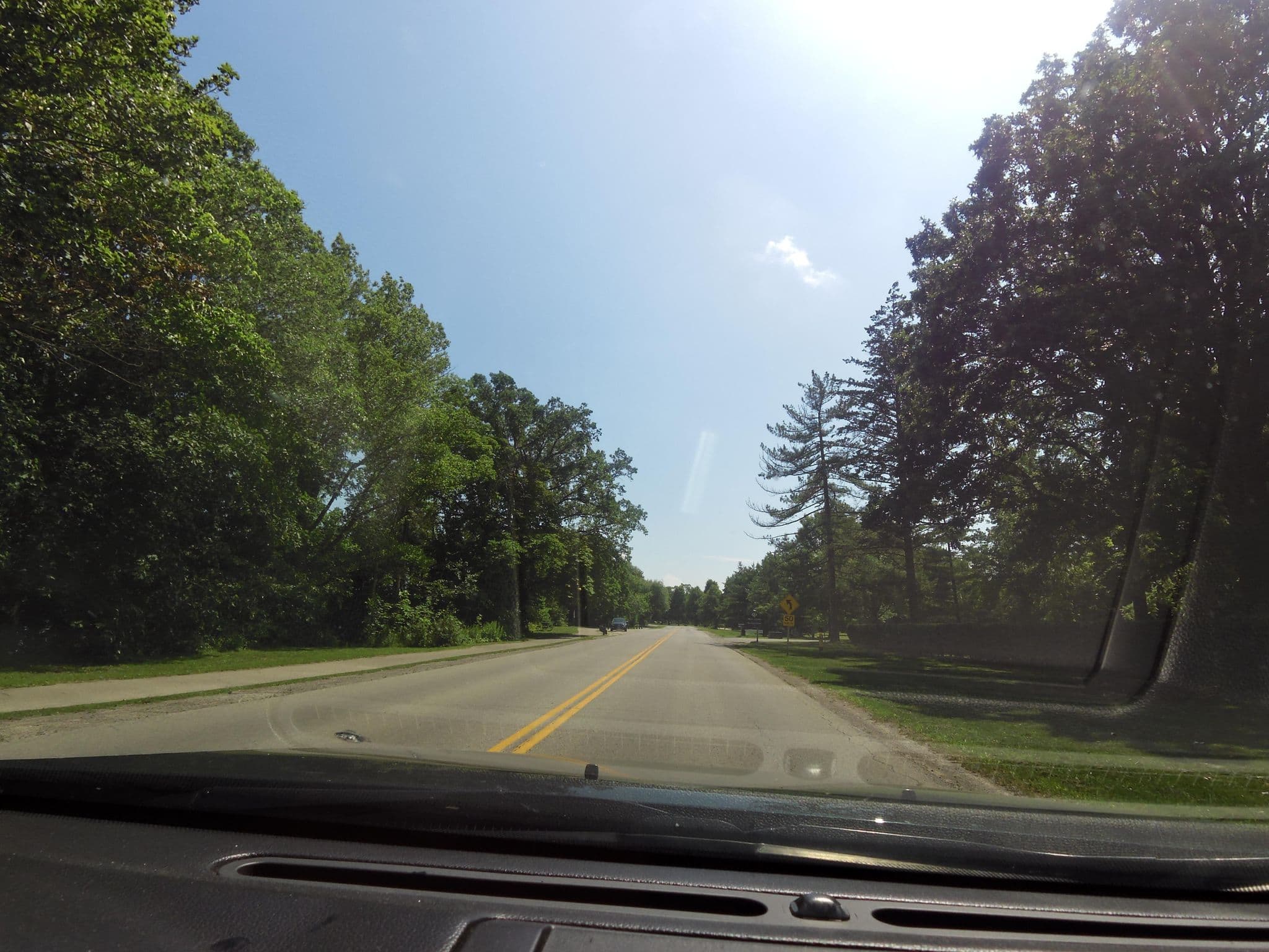 Street view near Grand Victorian circa 1870 Bed & Breakfast, Niagara-on-the-Lake — © kevo (CC BY-SA · Mapillary)