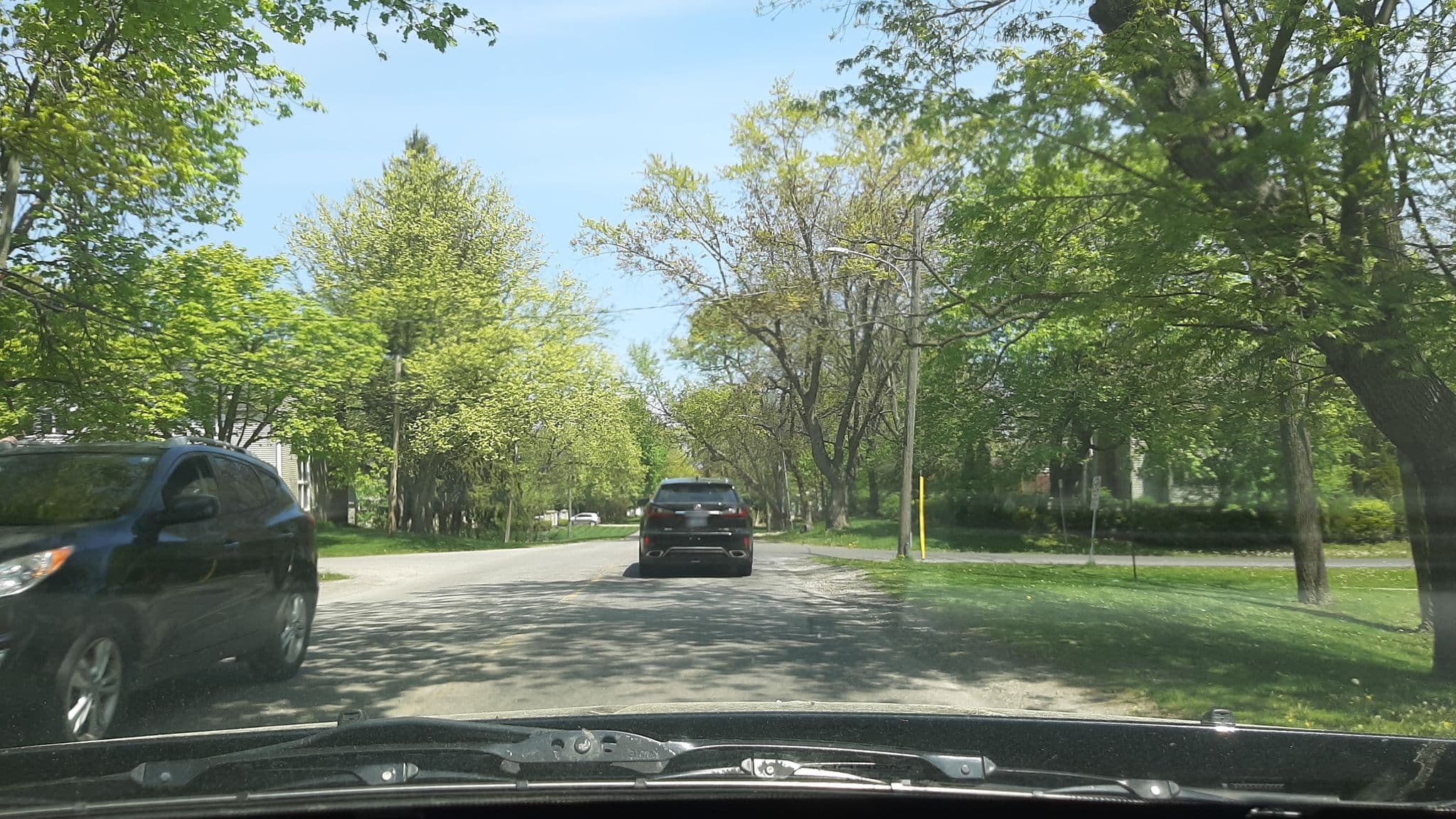 Street view near School House B&B, Niagara-on-the-Lake — © spotnein (CC BY-SA · Mapillary)