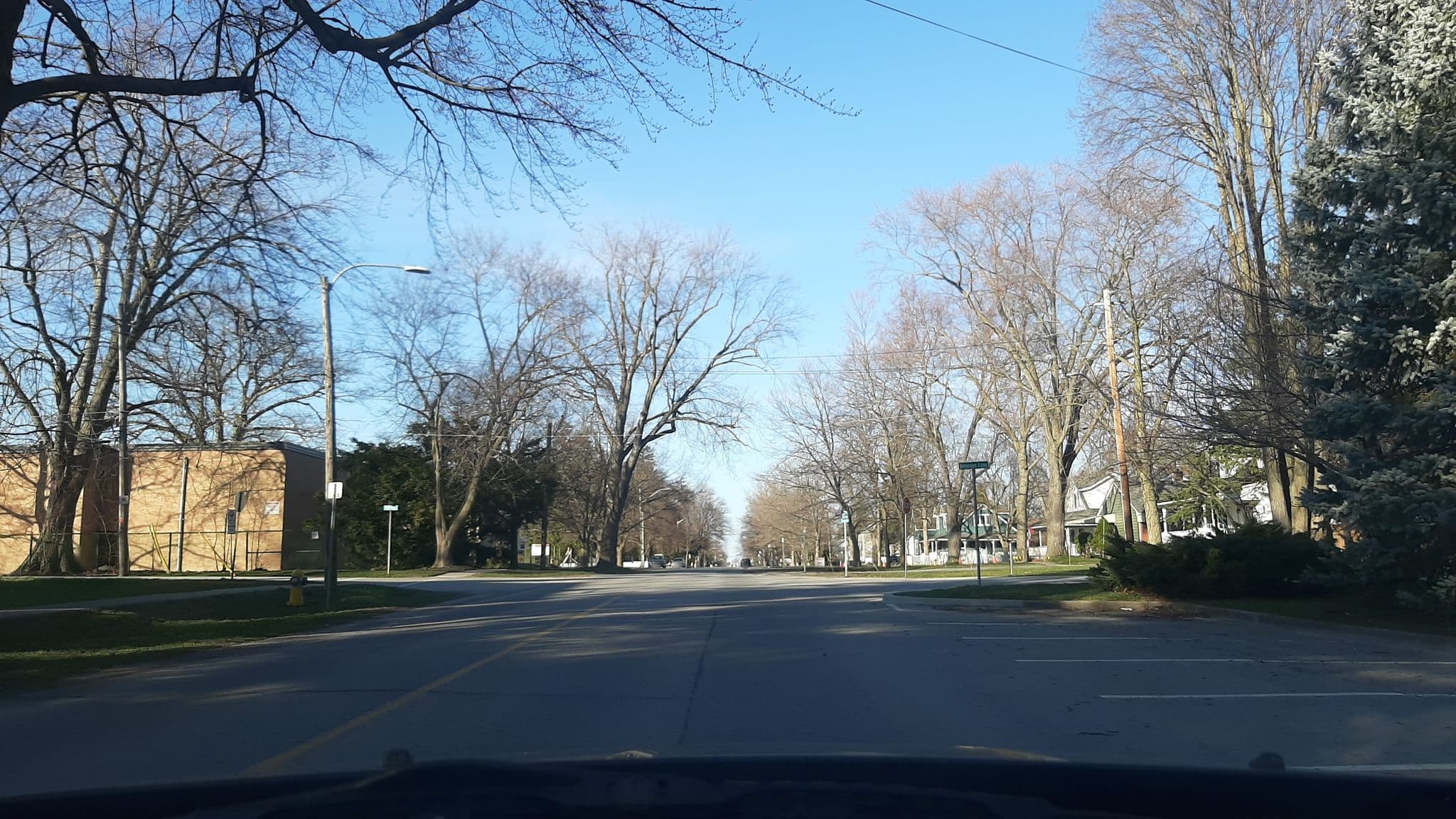 Street view near Lyons House Bed & Breakfast, Niagara-on-the-Lake — © spotnein (CC BY-SA · Mapillary)