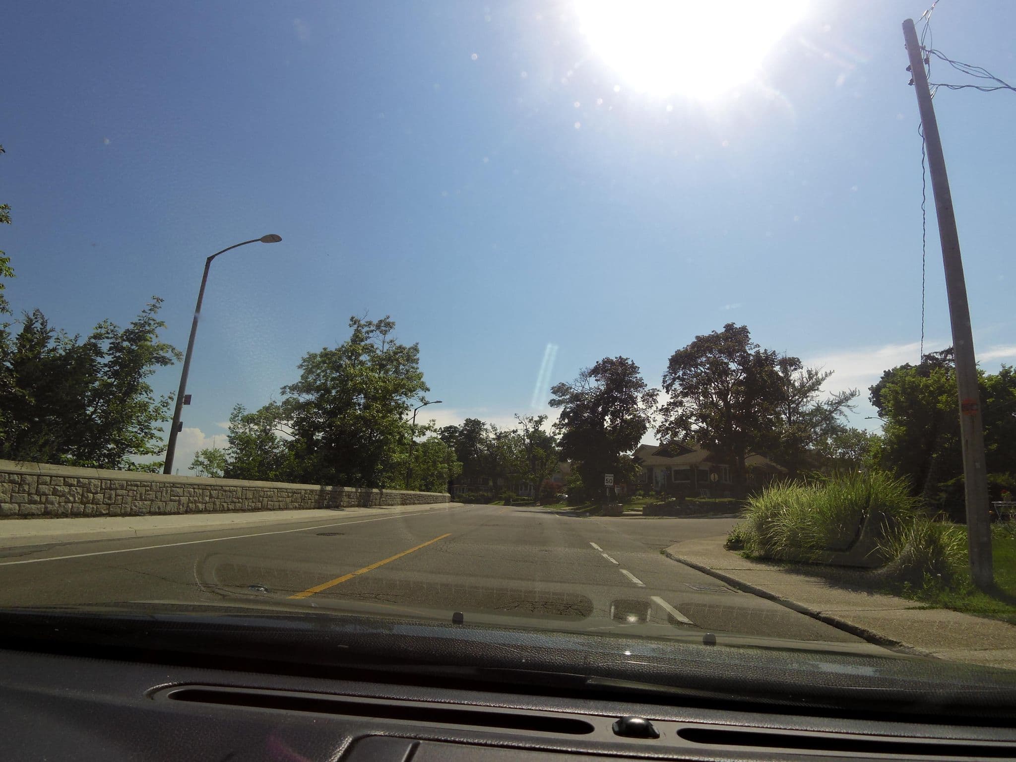 Street view near Rivers Edge Inn, Niagara Falls — © kevo (CC BY-SA · Mapillary)