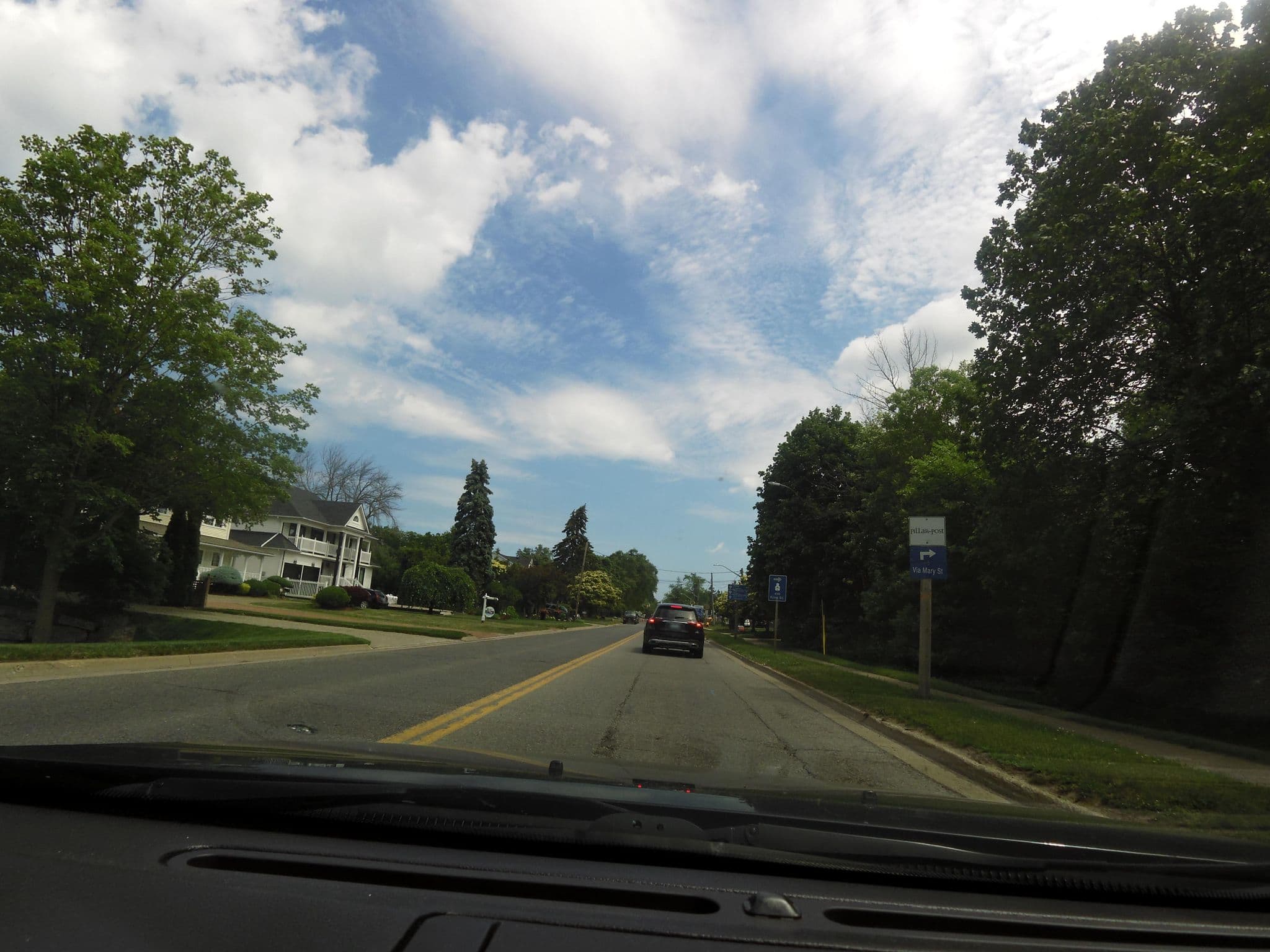 Street view near Maria's Bed And Breakfast, Niagara-on-the-Lake — © kevo (CC BY-SA · Mapillary)