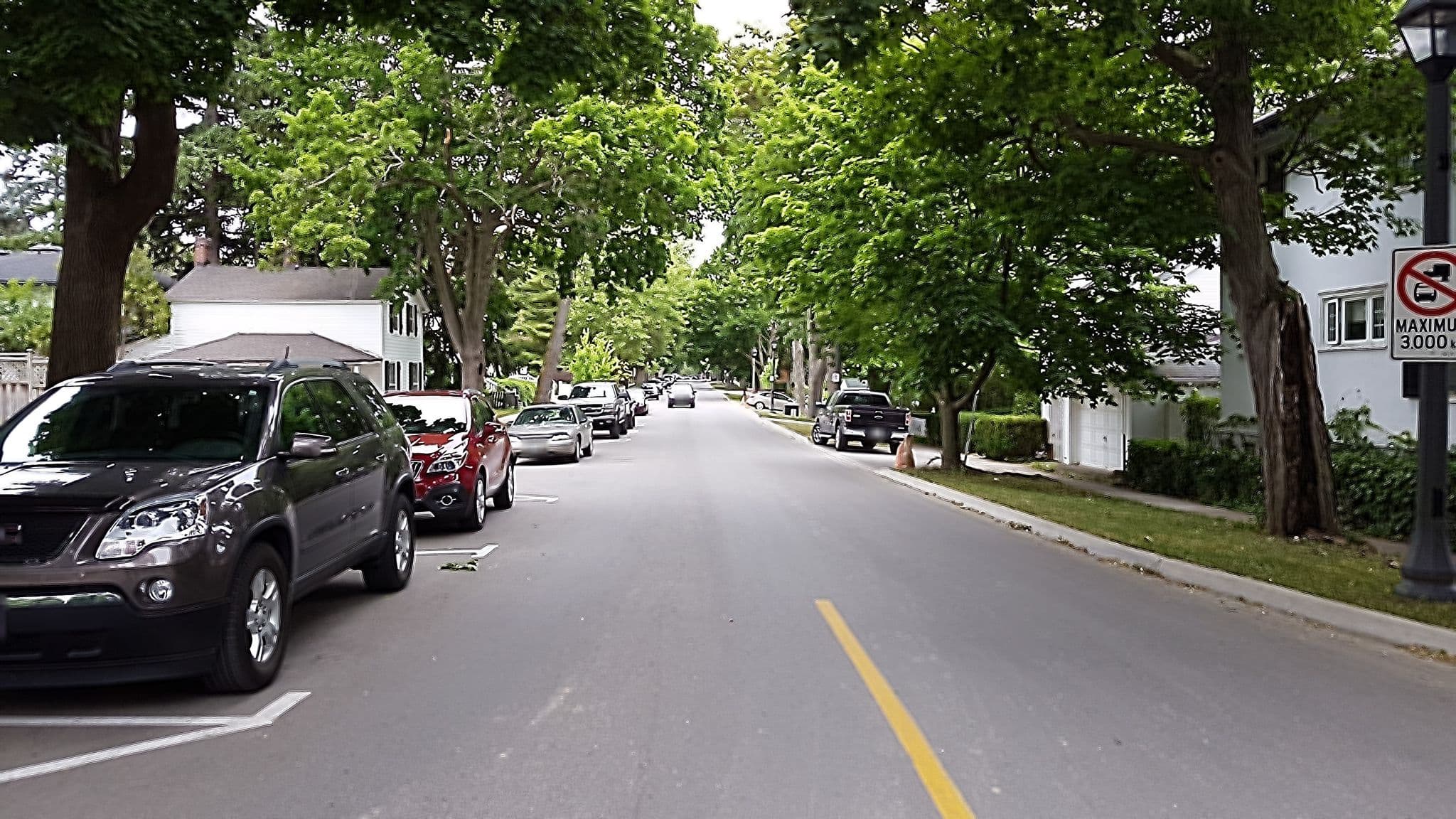 Street view near Alexander Mckee House, Niagara-on-the-Lake — © martinl (CC BY-SA · Mapillary)