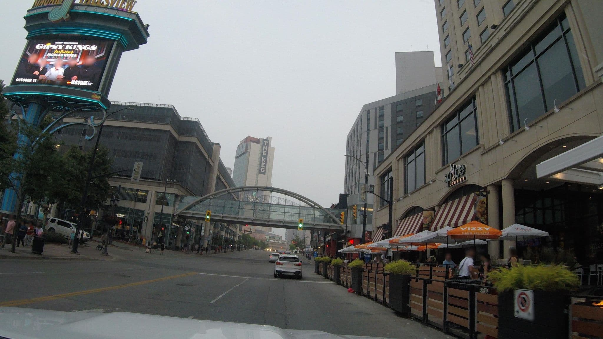 Street view near Hospitality Motels Ltd, Niagara Falls — © raveneye (CC BY-SA · Mapillary)