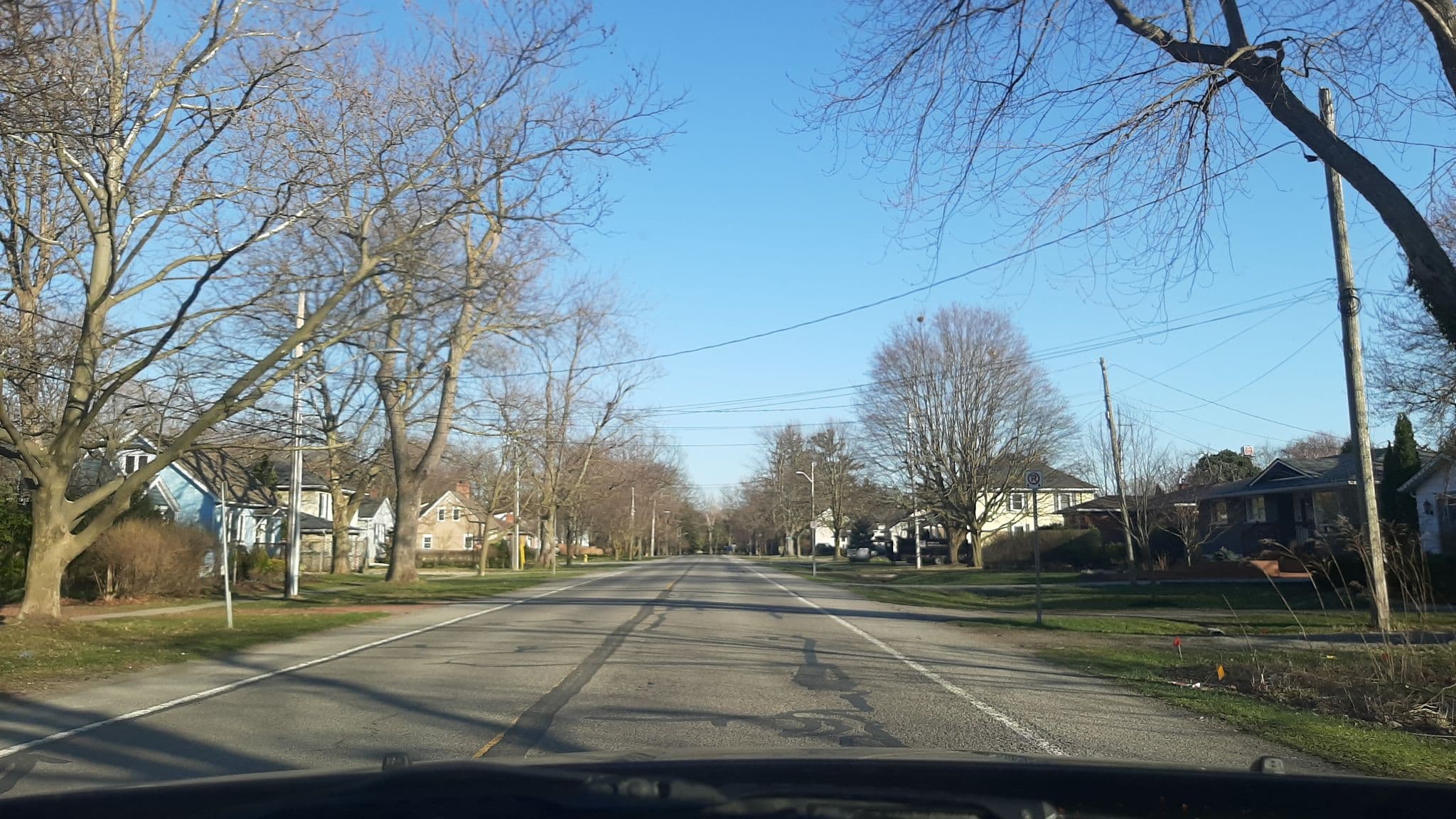 Street view near Acute Bed and Breakfast, Niagara-on-the-Lake — © spotnein (CC BY-SA · Mapillary)