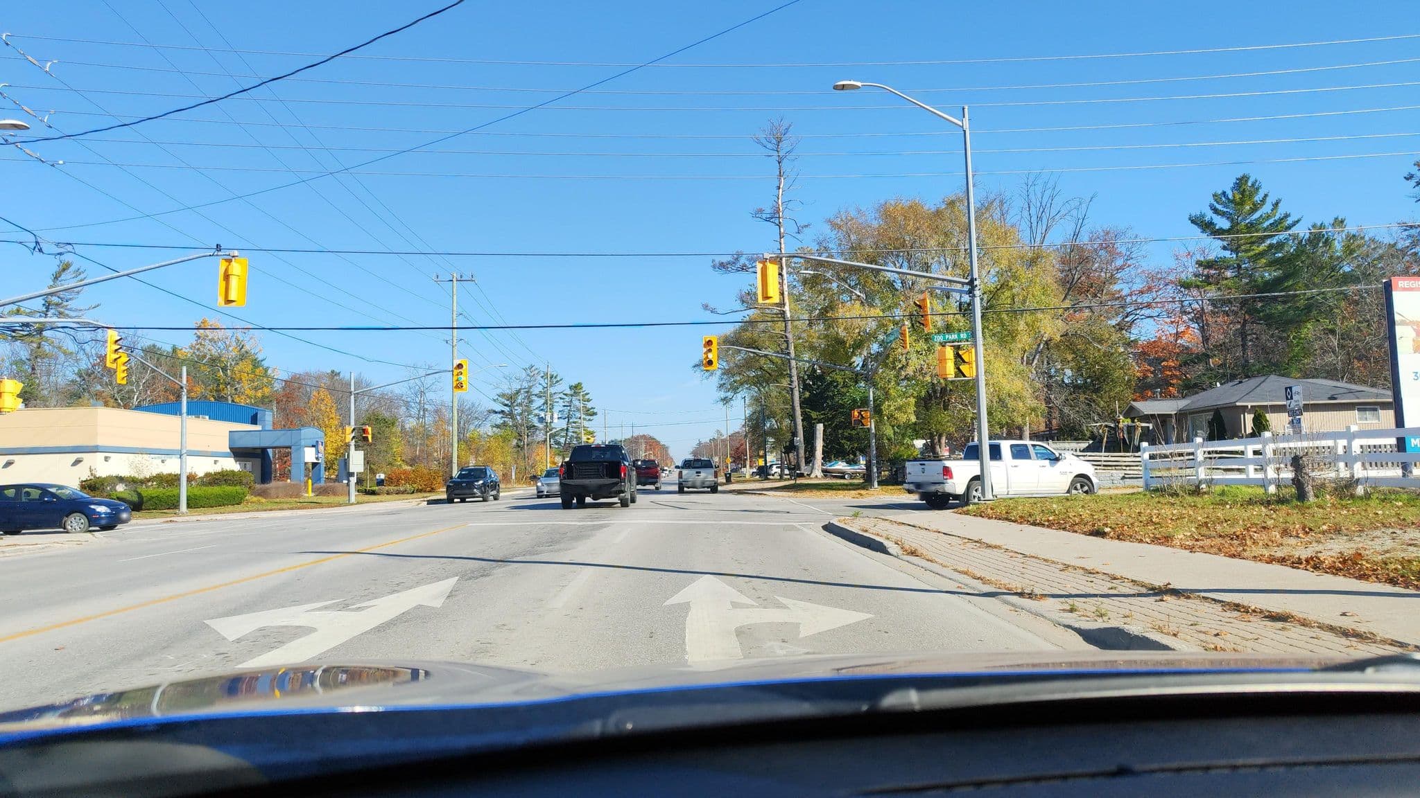Street view near Maple Motel & Restaurant, Wasaga Beach — © raptureboi (CC BY-SA · Mapillary)