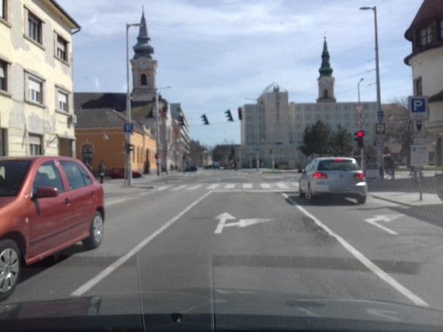 Street view near Hotel Talizman, Kecskemét — © vst (CC BY-SA · Mapillary)
