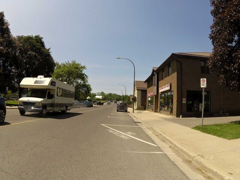 Street view near Bay View Resort, Lakefield — © hansonthebike (CC BY-SA · Mapillary)