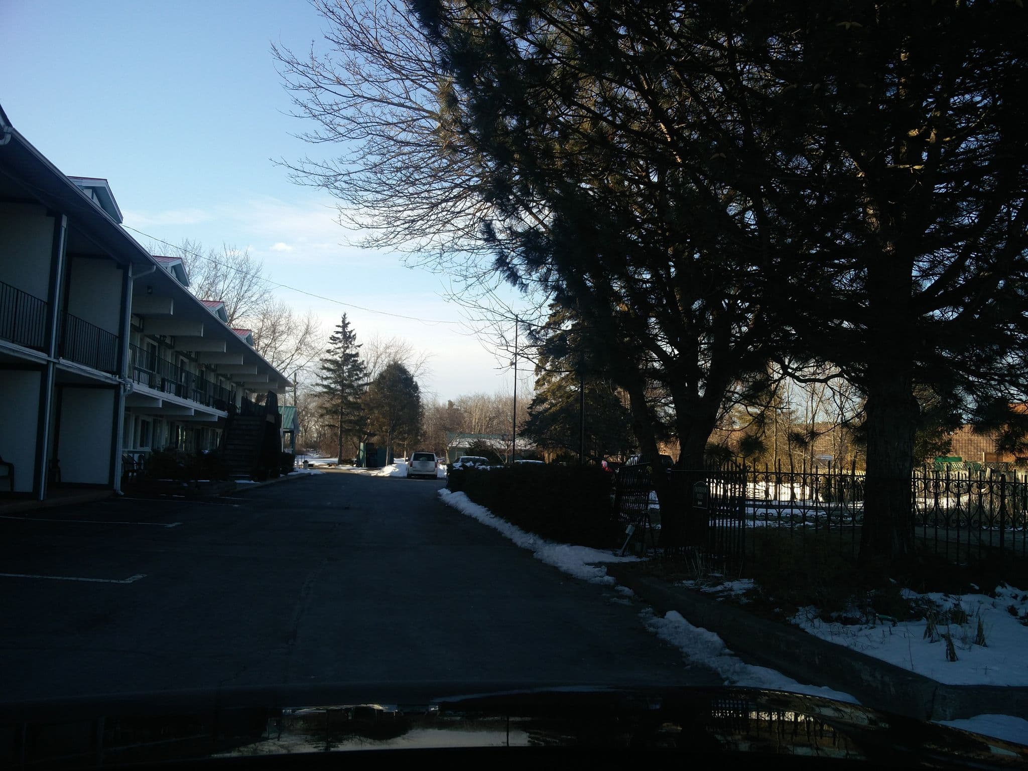 Street view near Best Western Country Squire Resort, Gananoque — © undearius (CC BY-SA · Mapillary)