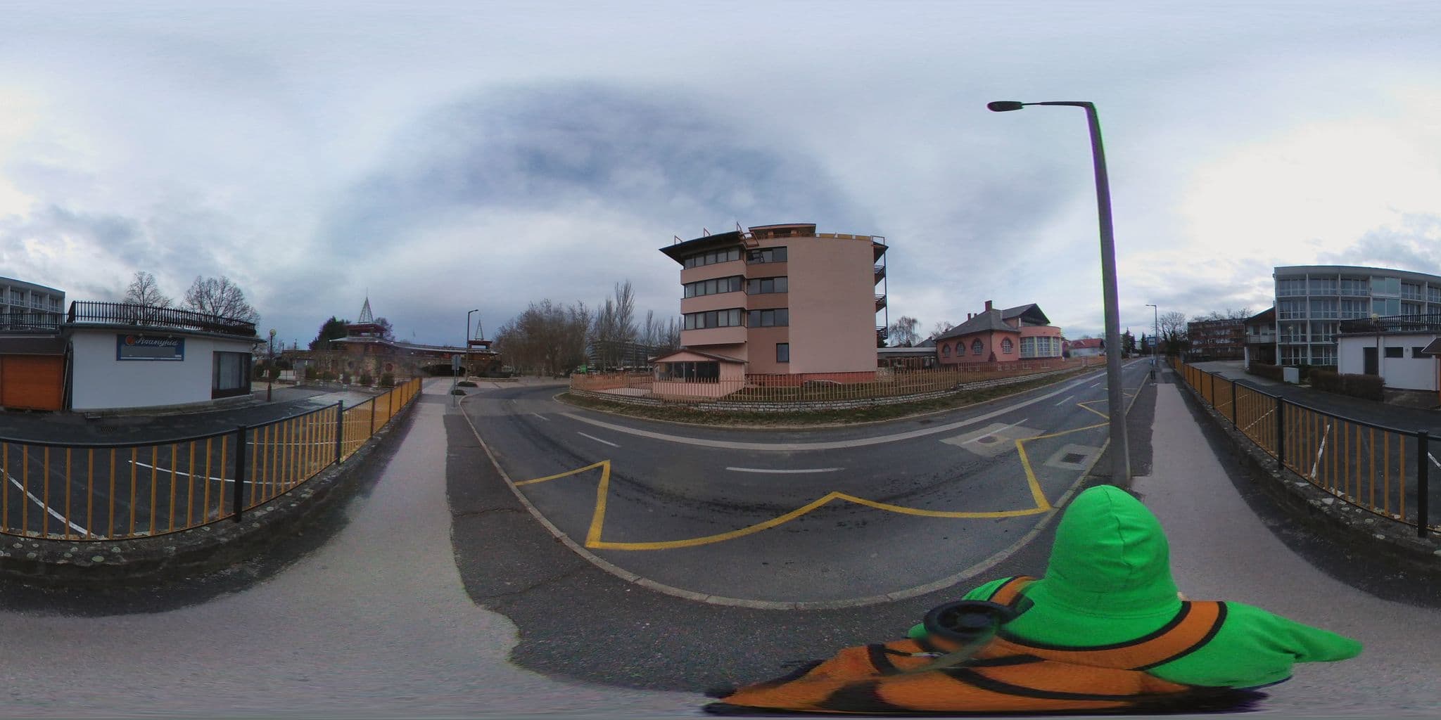 Street view near Hotel Tagore, Balatonfüred — © kami911 (CC BY-SA · Mapillary)