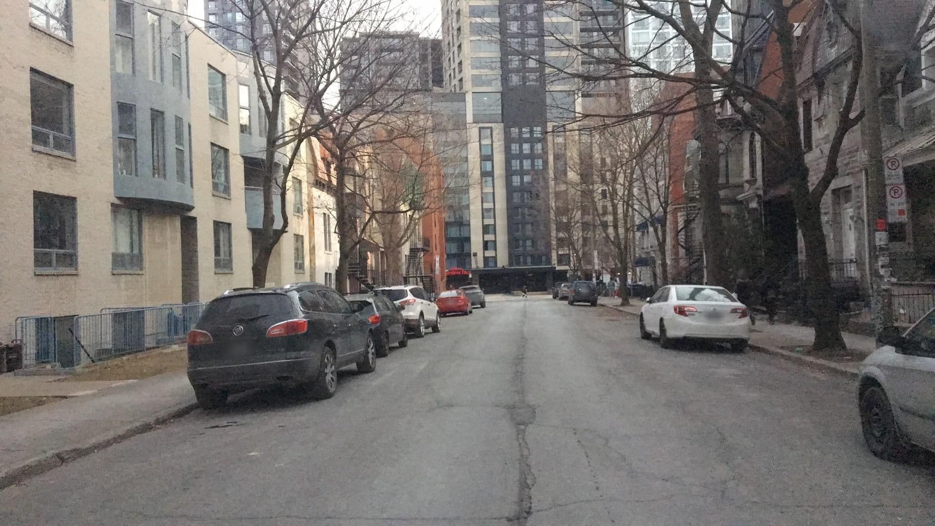 Street view near Quality Hotel Downtown, Milton-Parc — © VdM (CC BY-SA · Mapillary)