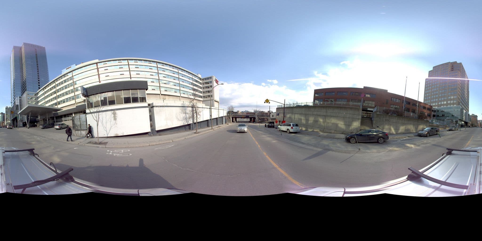 Street view near Dans Un Lit Moin Confo Que Le Miens, Ville-Marie — © VdM (CC BY-SA · Mapillary)