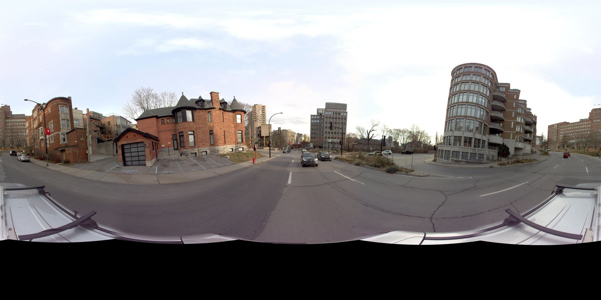 Street view near Hôtel Particulier, Ville-Marie — © VdM (CC BY-SA · Mapillary)