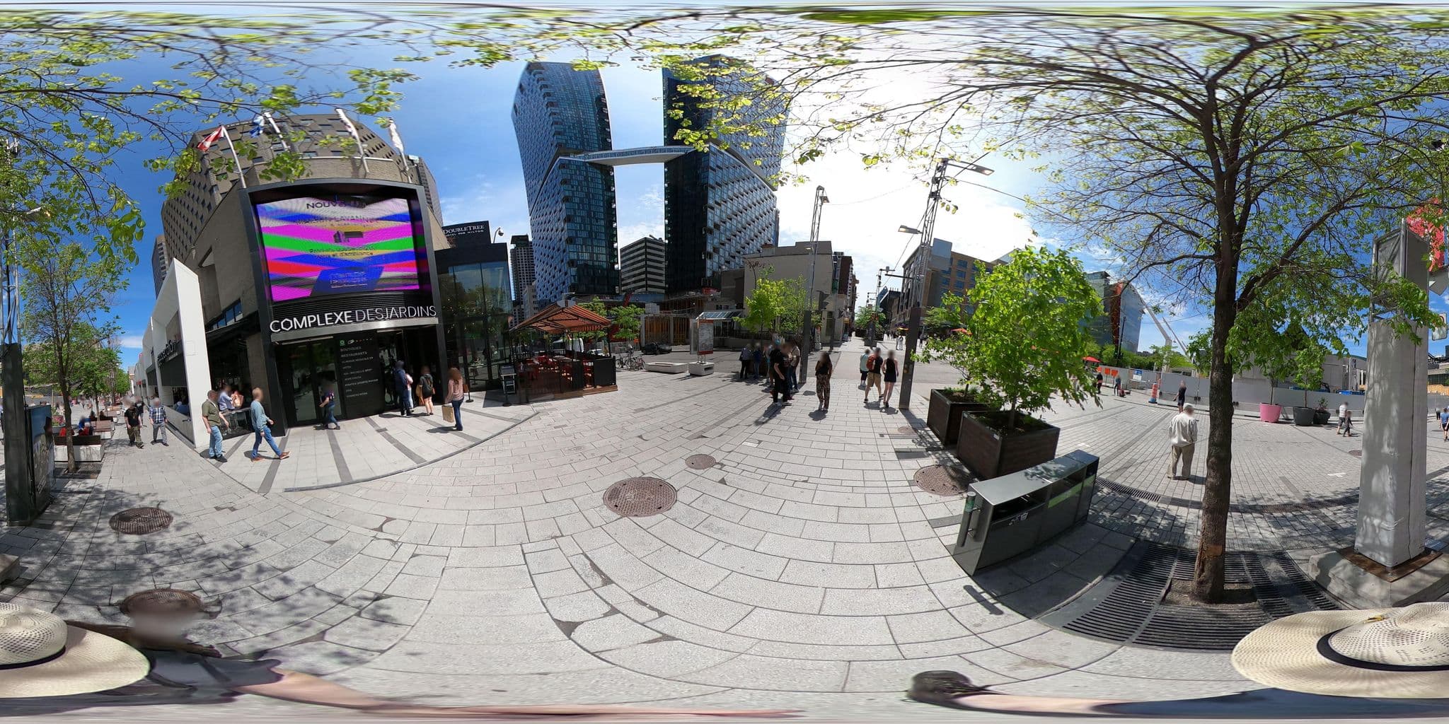 Street view near DoubleTree Gym & Pool, Milton-Parc — © une_abeille (CC BY-SA · Mapillary)