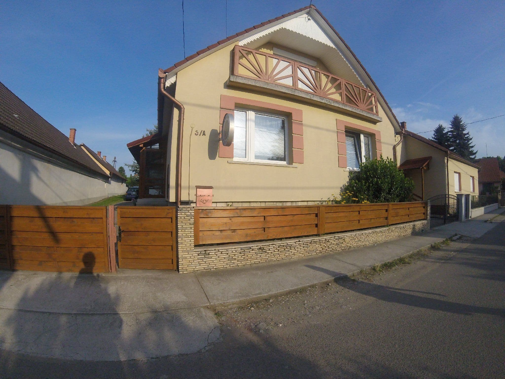 Street view near Solt Panzió, Villány — © utvonalfelmeresek (CC BY-SA · Mapillary)
