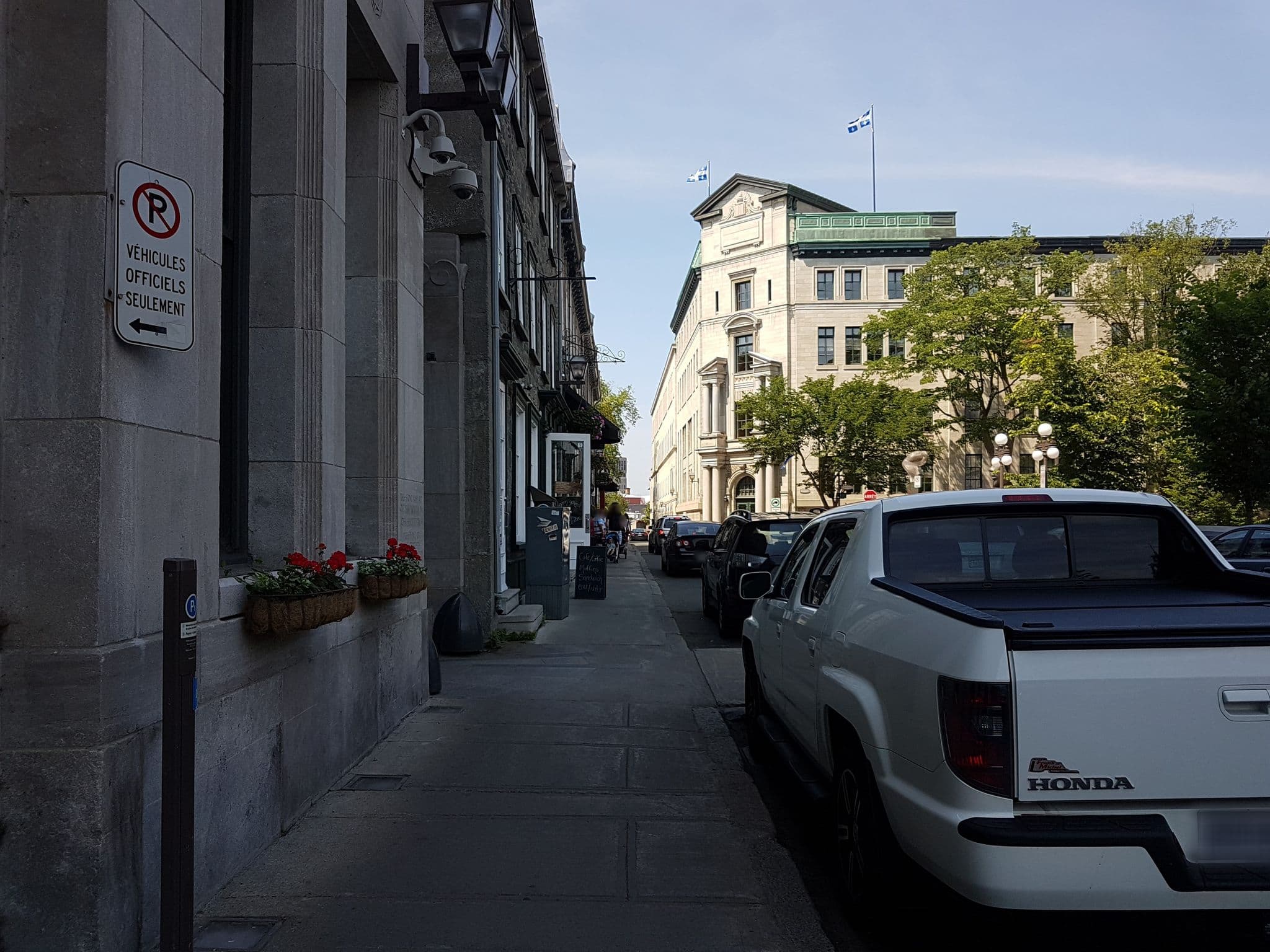 Street view near Room 228, Québec — © jopparn (CC BY-SA · Mapillary)
