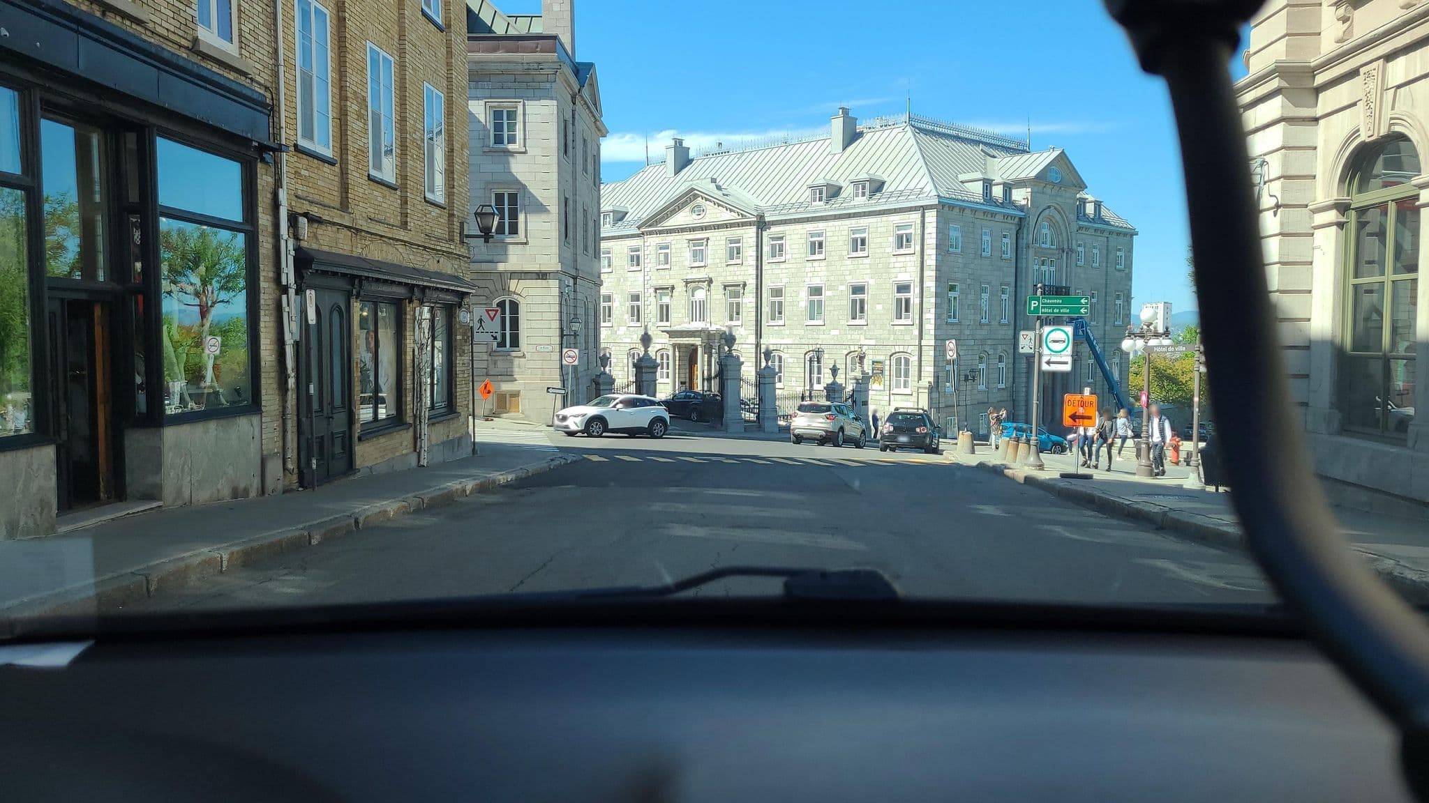 Street view near Les Lofts De Buade, Québec — © myusernameatmapillary (CC BY-SA · Mapillary)
