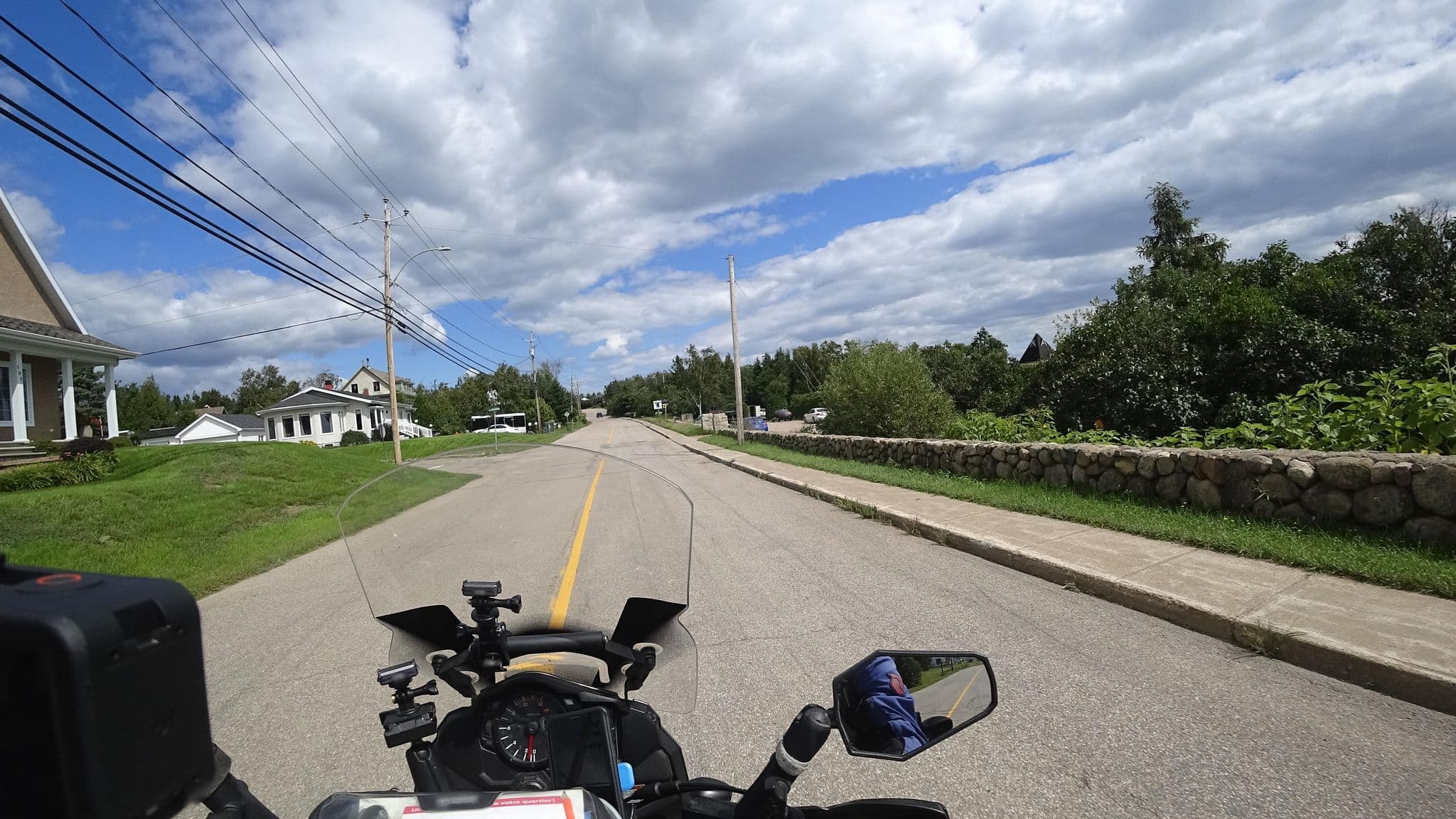 Street view near Chalets Bellevue, La Malbaie — © michelcouturemotomcm (CC BY-SA · Mapillary)