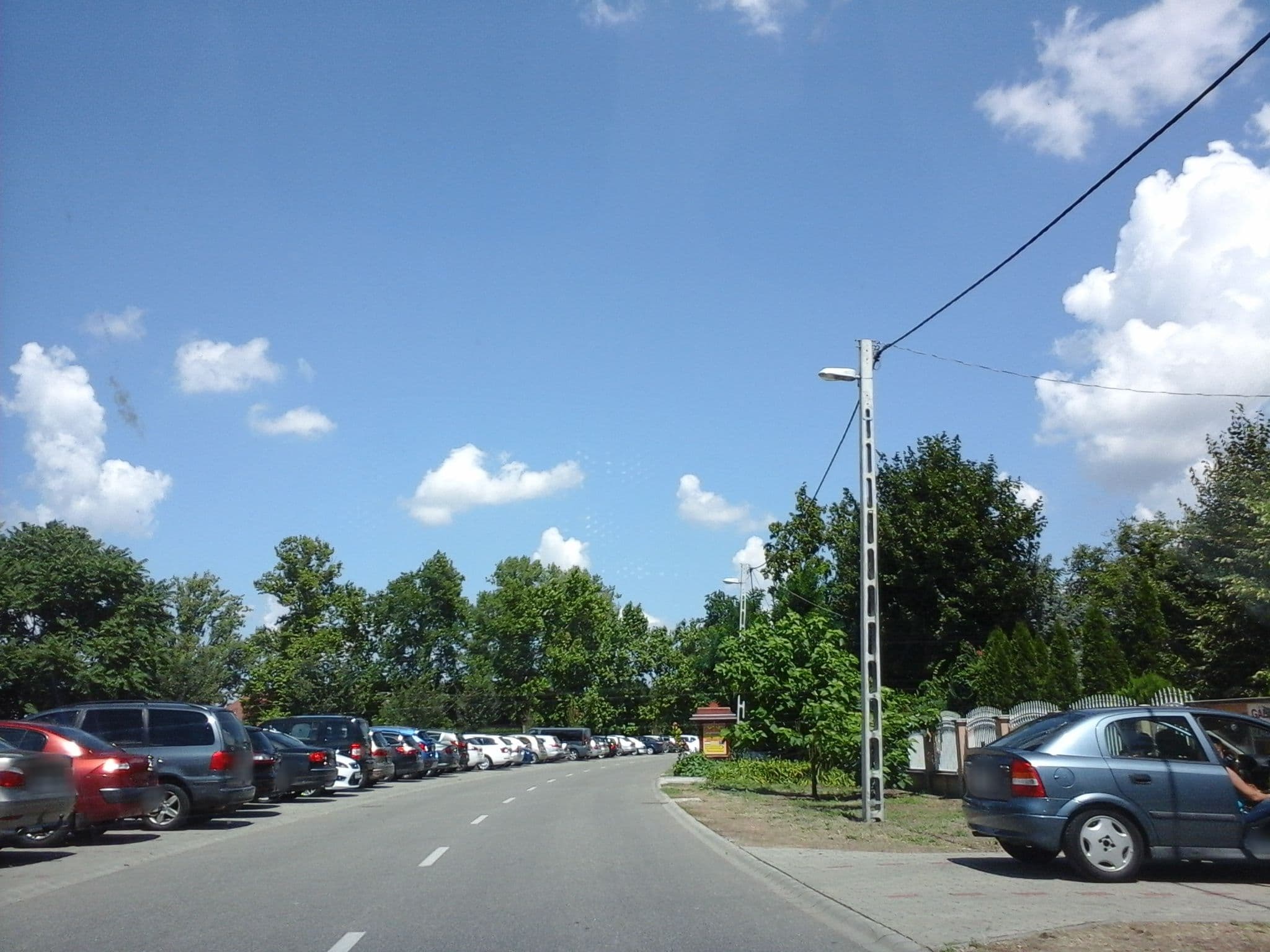 Street view near Izabella Panzió, Hajdúszoboszló — © czadzik (CC BY-SA · Mapillary)