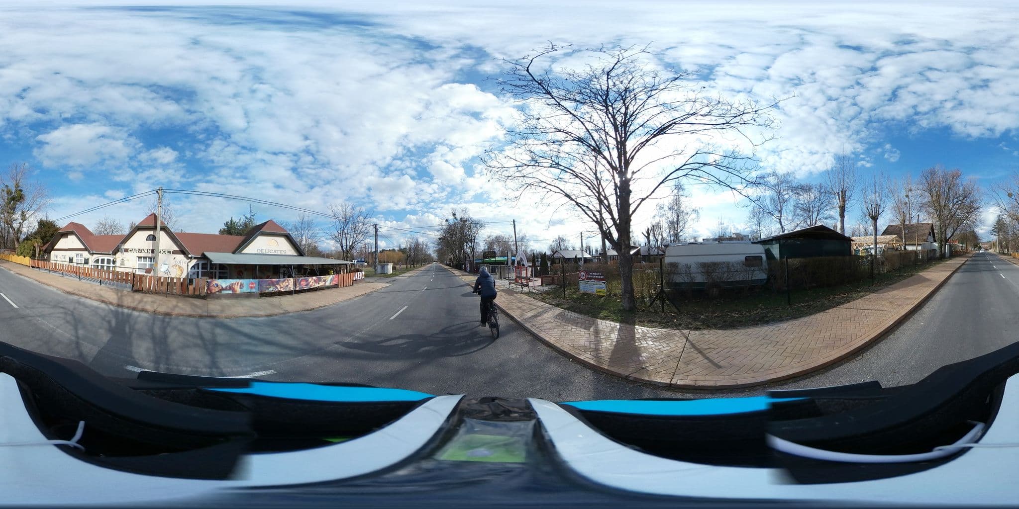 Street view near Caravan Camping, Gyenesdiás — © tamas (CC BY-SA · Mapillary)