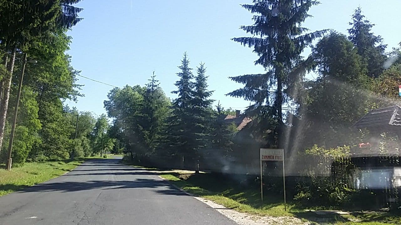 Street view near Manyi néni panziója, Zalalövő — © utvonalfelmeresek (CC BY-SA · Mapillary)