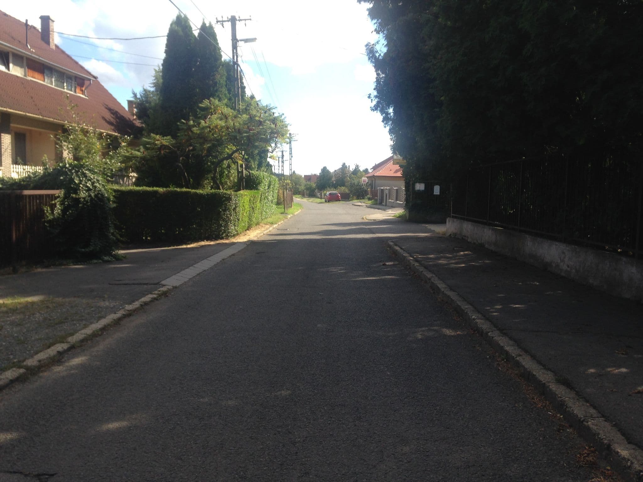Street view near Csalogány Panzió, Kaposvár — © tcsizmadia (CC BY-SA · Mapillary)